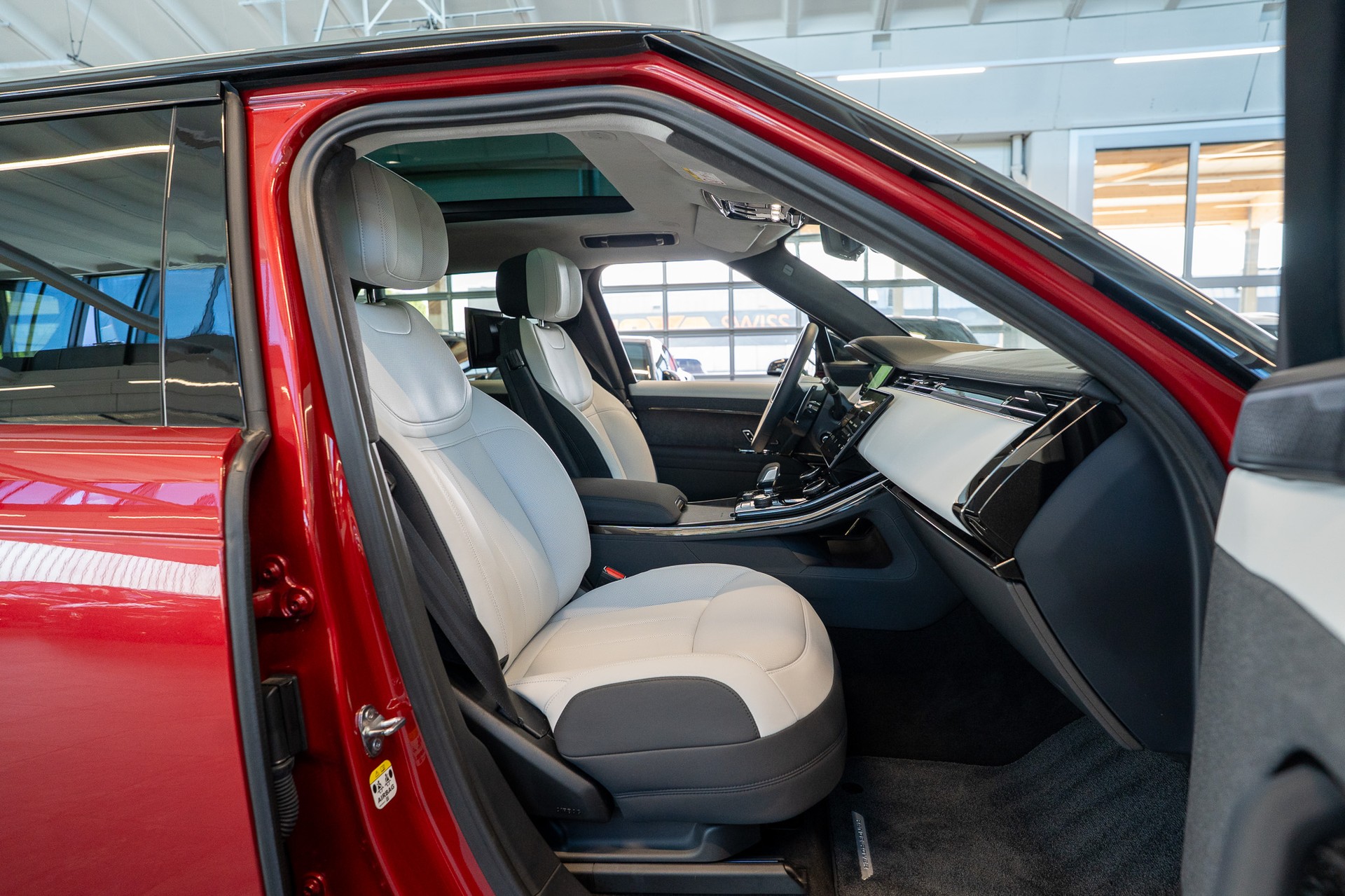 LAND ROVER Range Rover Sport 4.4 V8 First Edition / Fond-Entertainment / 360°Kamera /-image-18