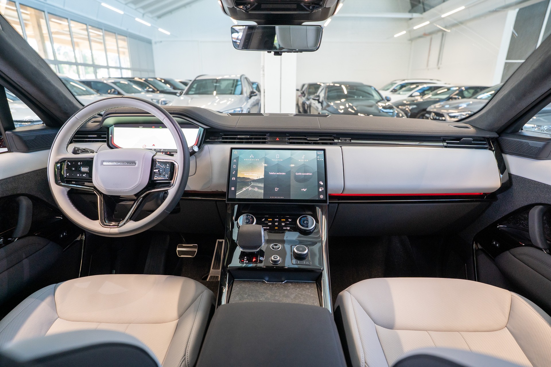 LAND ROVER Range Rover Sport 4.4 V8 First Edition / Fond-Entertainment / 360°Kamera /-image-20