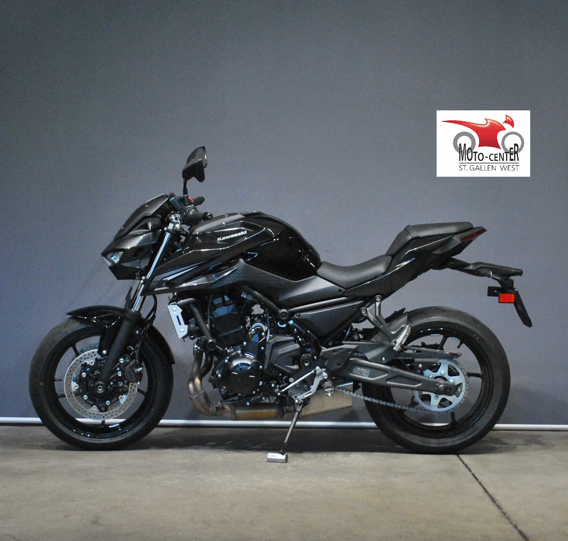 KAWASAKI Z 650 S (35kW)-showroom-element-2