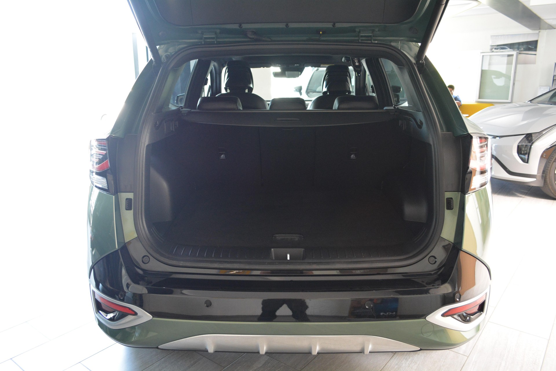 KIA Sportage 1.6 T-GDi Hybrid GT-Line-image-7