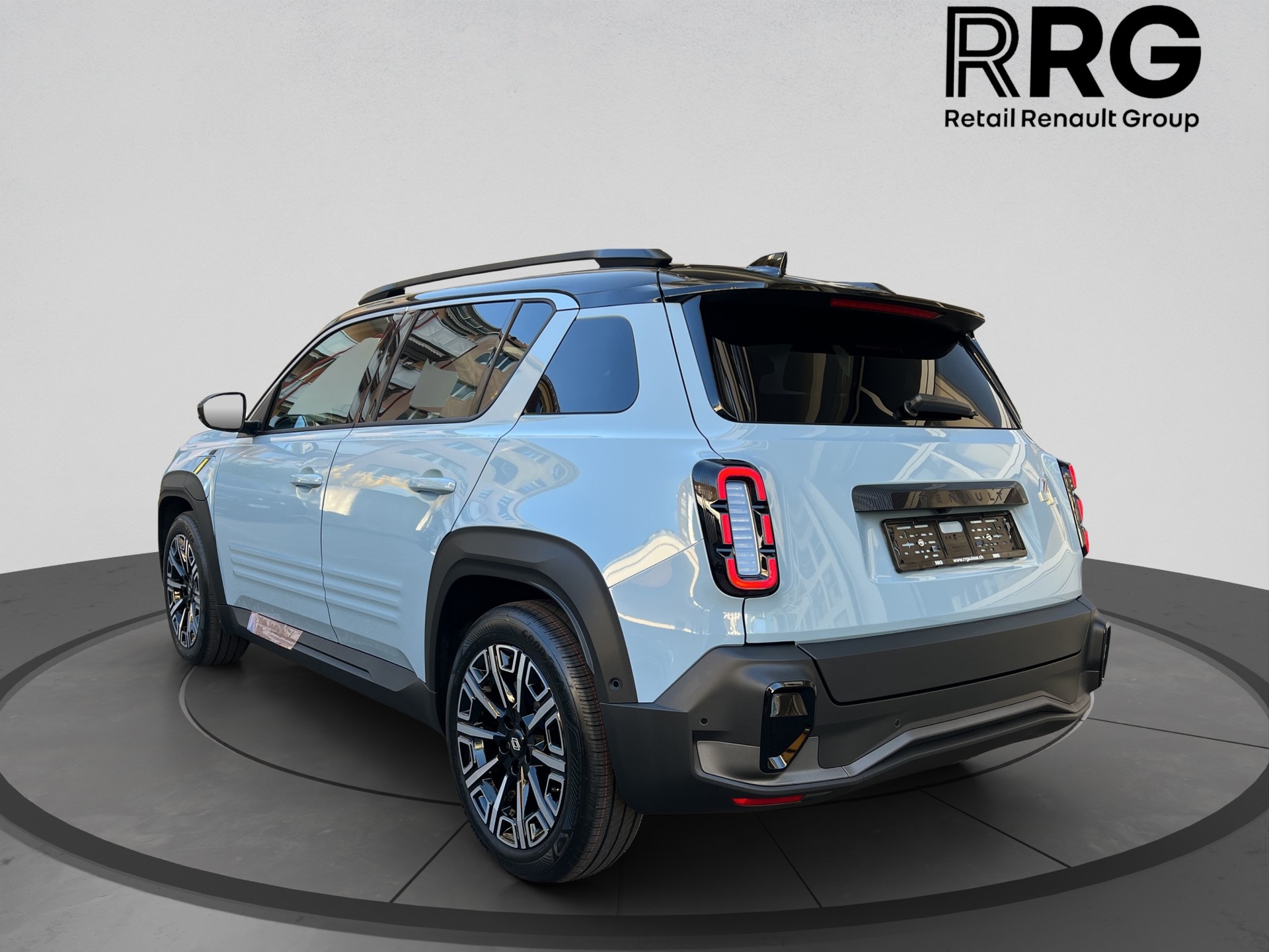 RENAULT R4 E-Tech Comfort Range 52 kWh Iconic-image-2