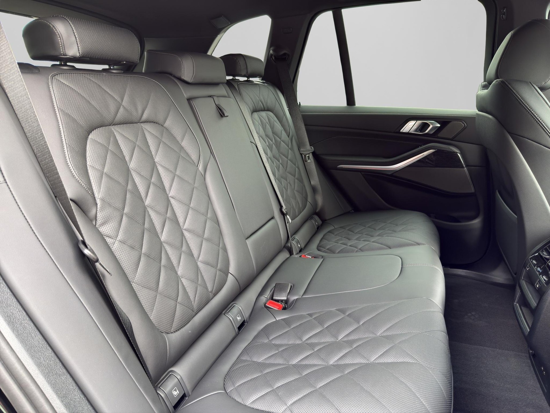 BMW X5 50e xDrive M Sport-image-17