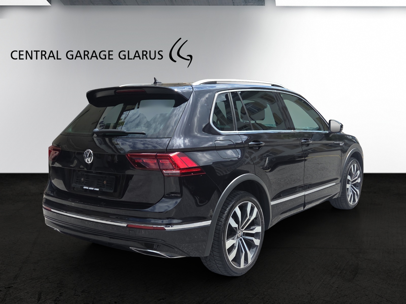 VW Tiguan 2.0TSI Highline 4Motion DSG-image-5