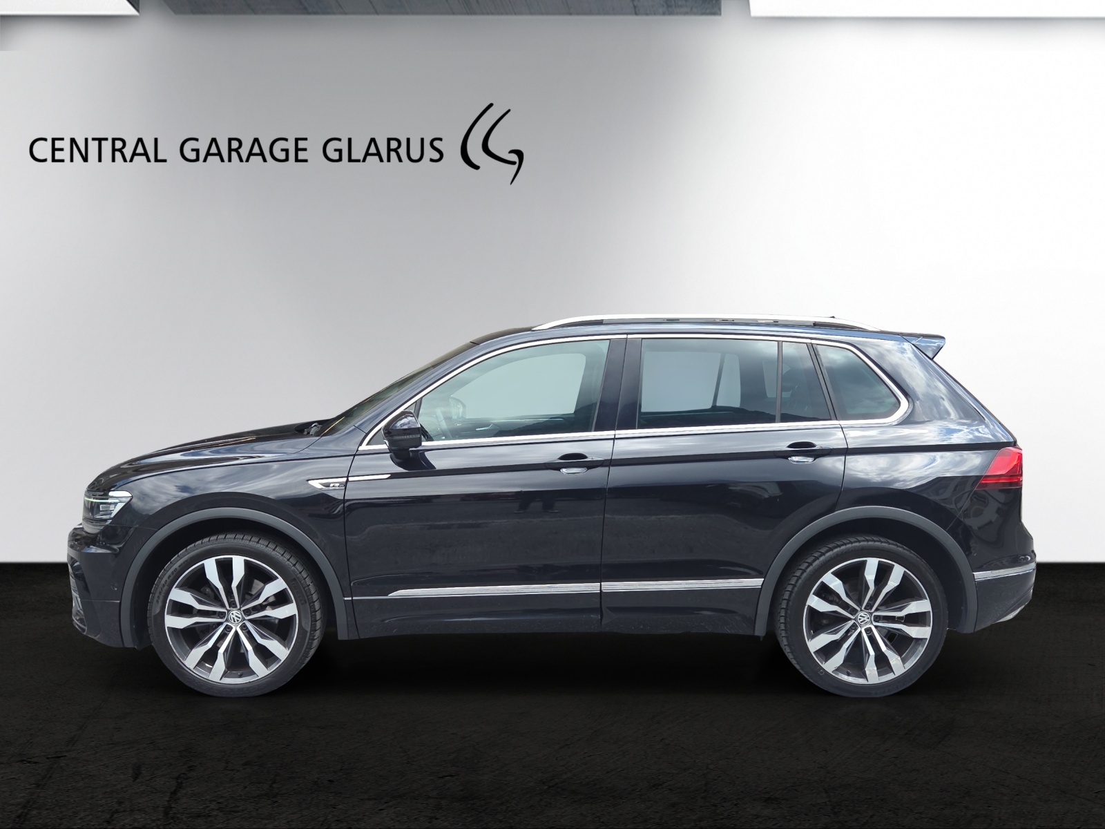 VW Tiguan 2.0TSI Highline 4Motion DSG-showroom-element-3