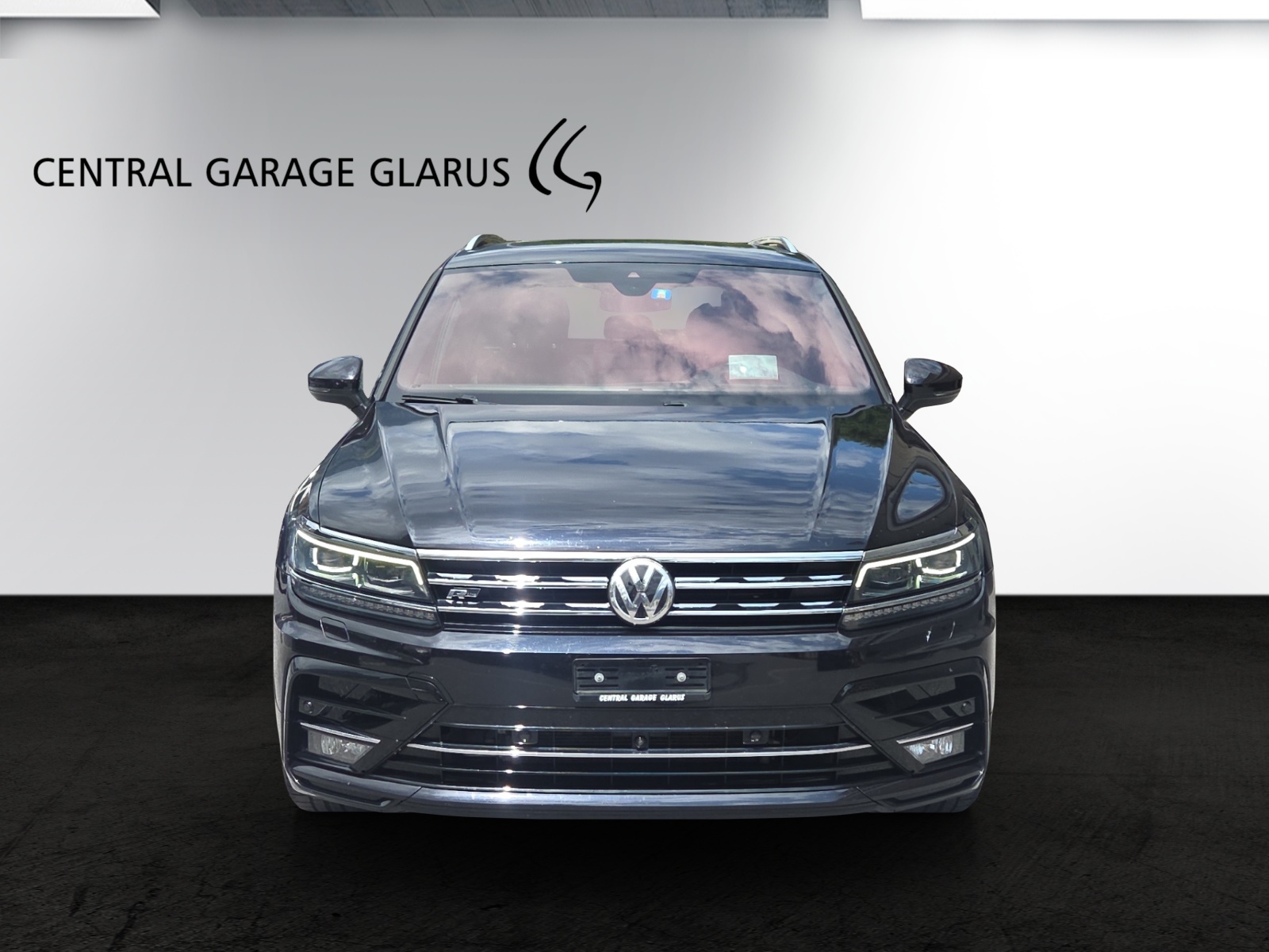 VW Tiguan 2.0TSI Highline 4Motion DSG-showroom-element-2