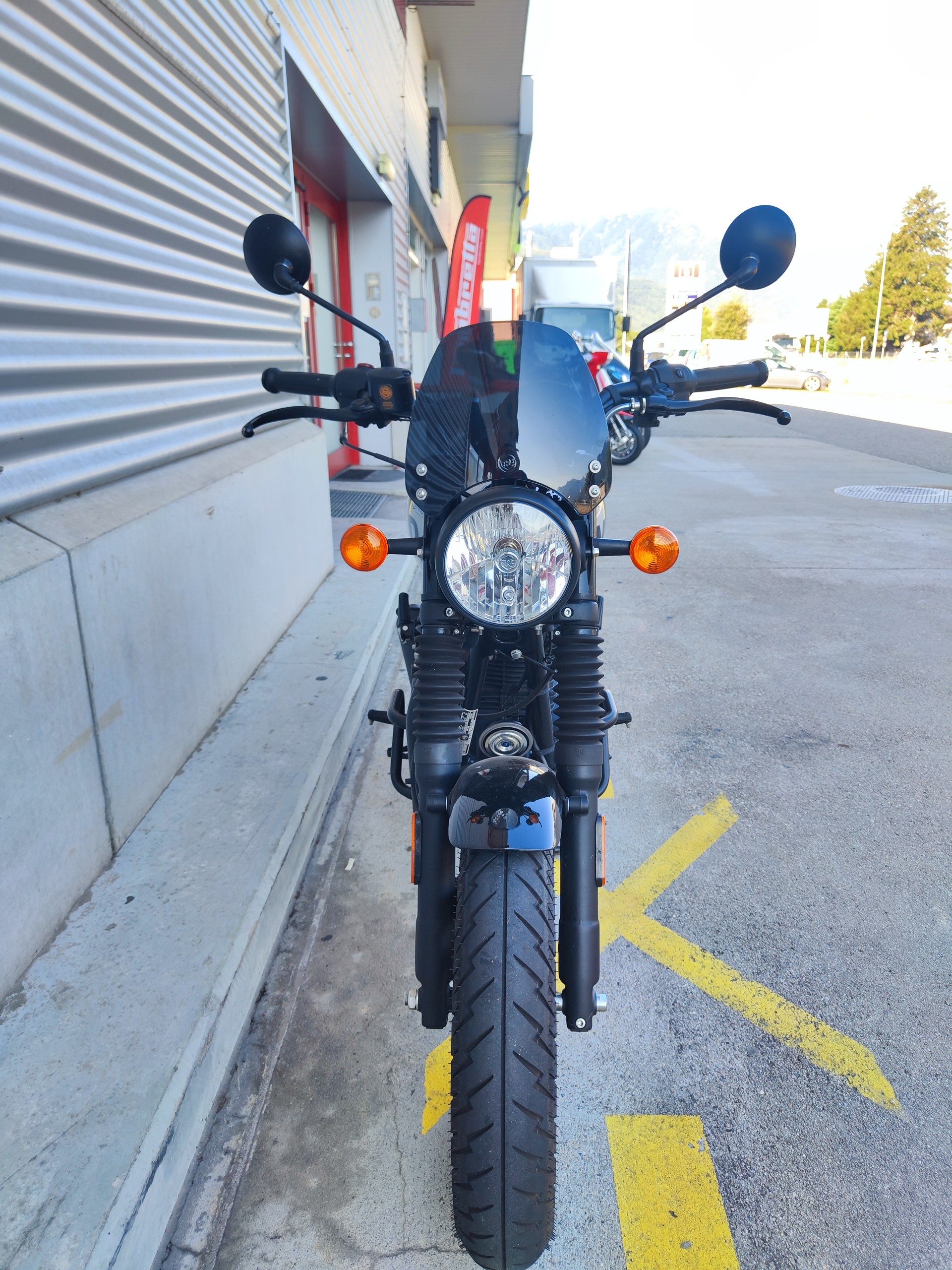 ROYAL ENFIELD Hntr 350 Rebel-image-6