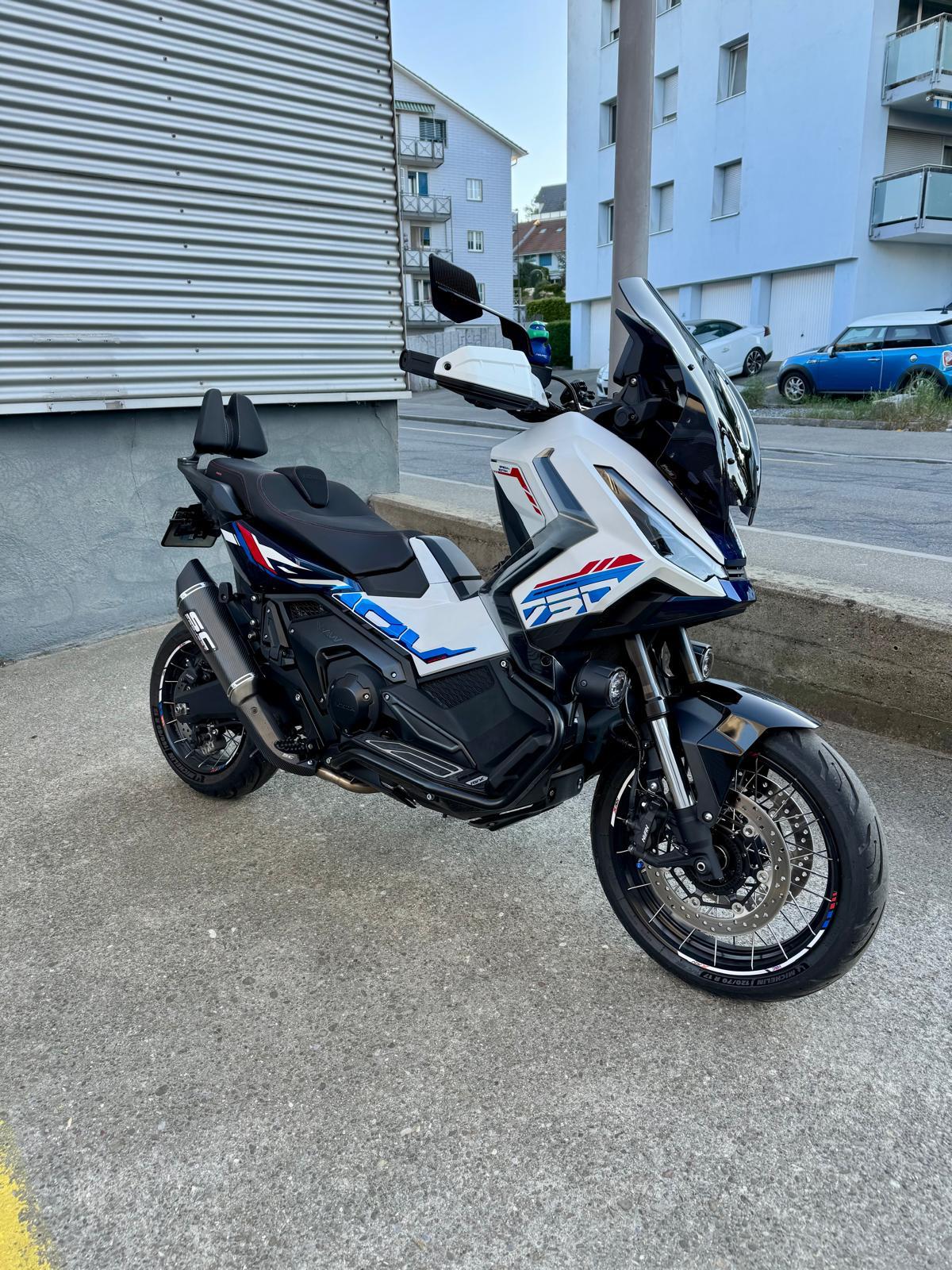 HONDA X-ADV 750-image-1