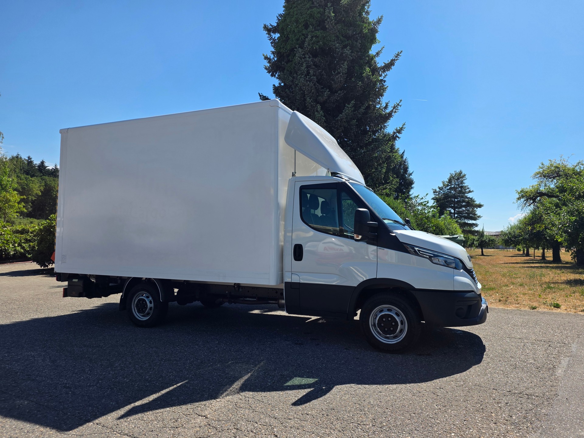 IVECO 35 S 18H A8-image-1