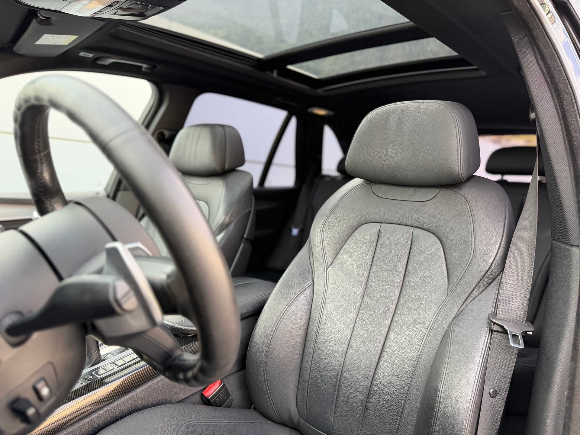 BMW X5 xDrive M50d Steptronic-image-12