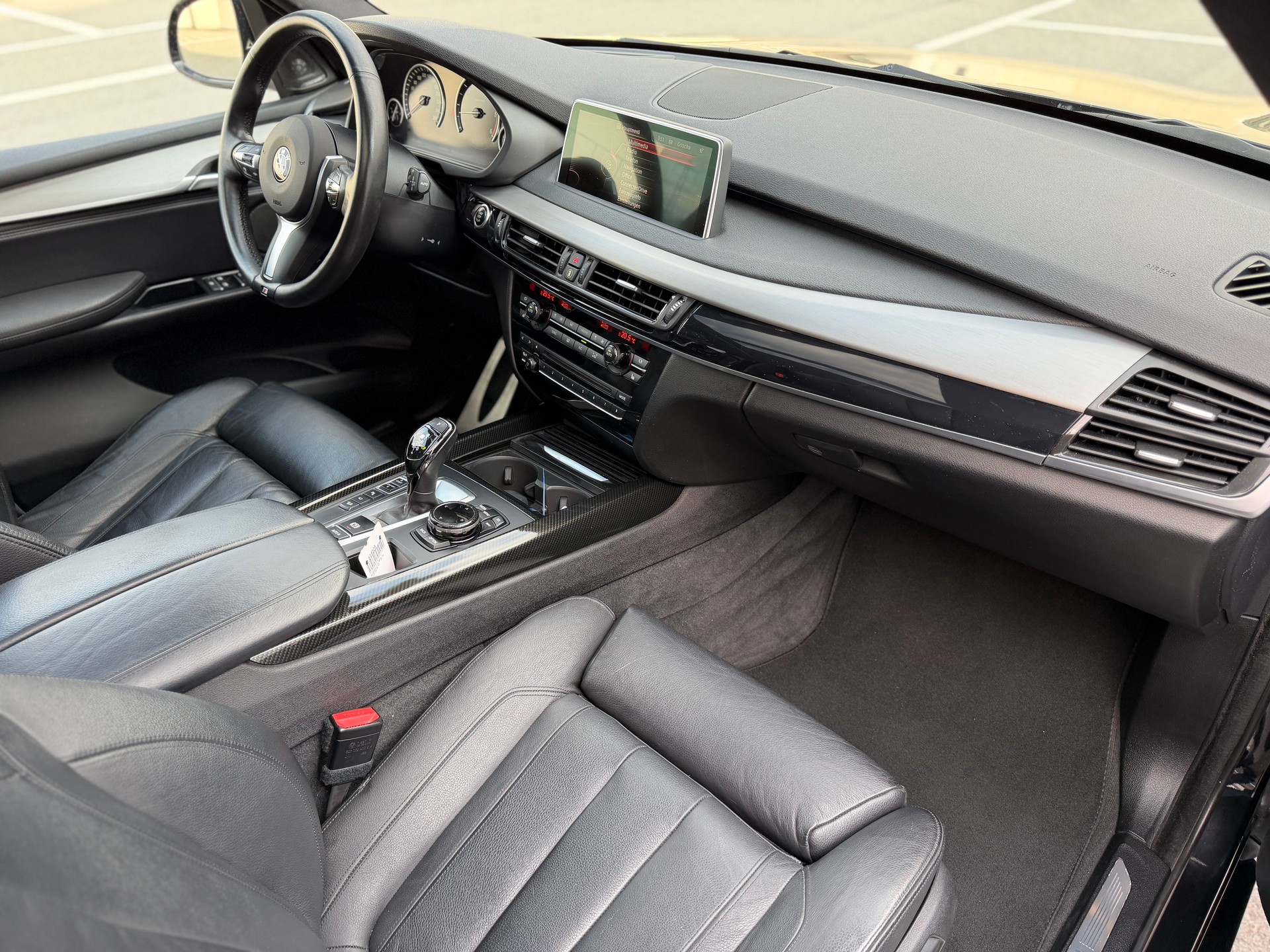 BMW X5 xDrive M50d Steptronic-image-11