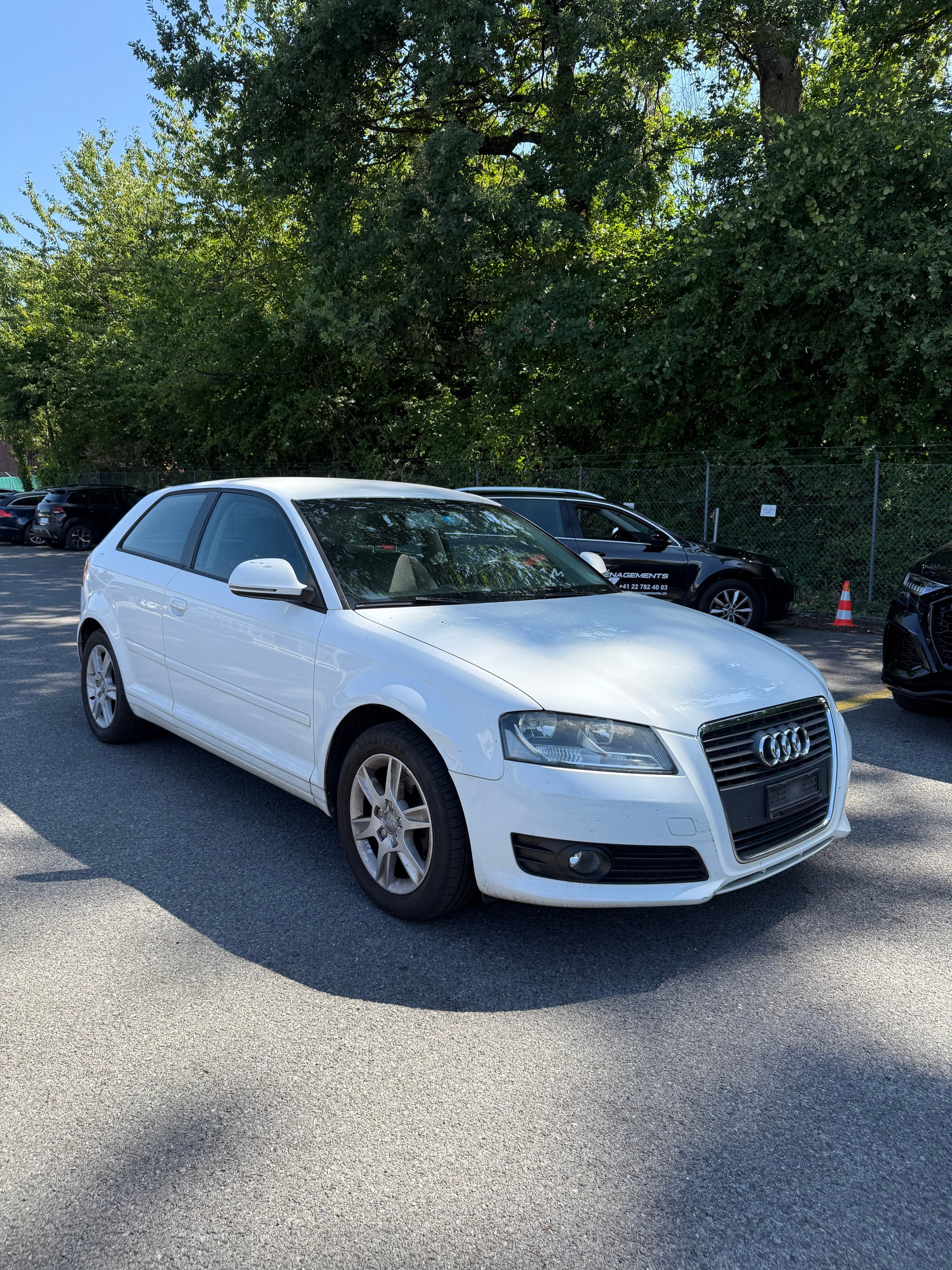 AUDI A3 1.6 Ambiente-image-5