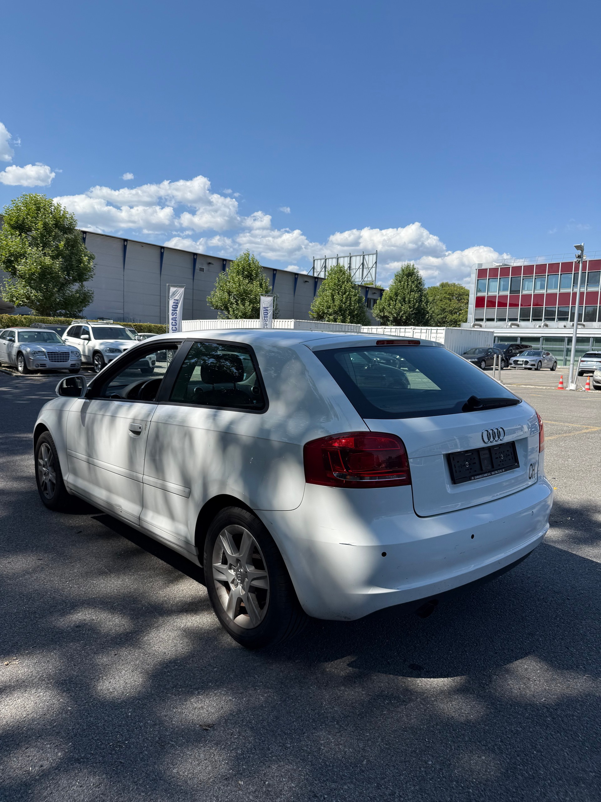 AUDI A3 1.6 Ambiente-image-2