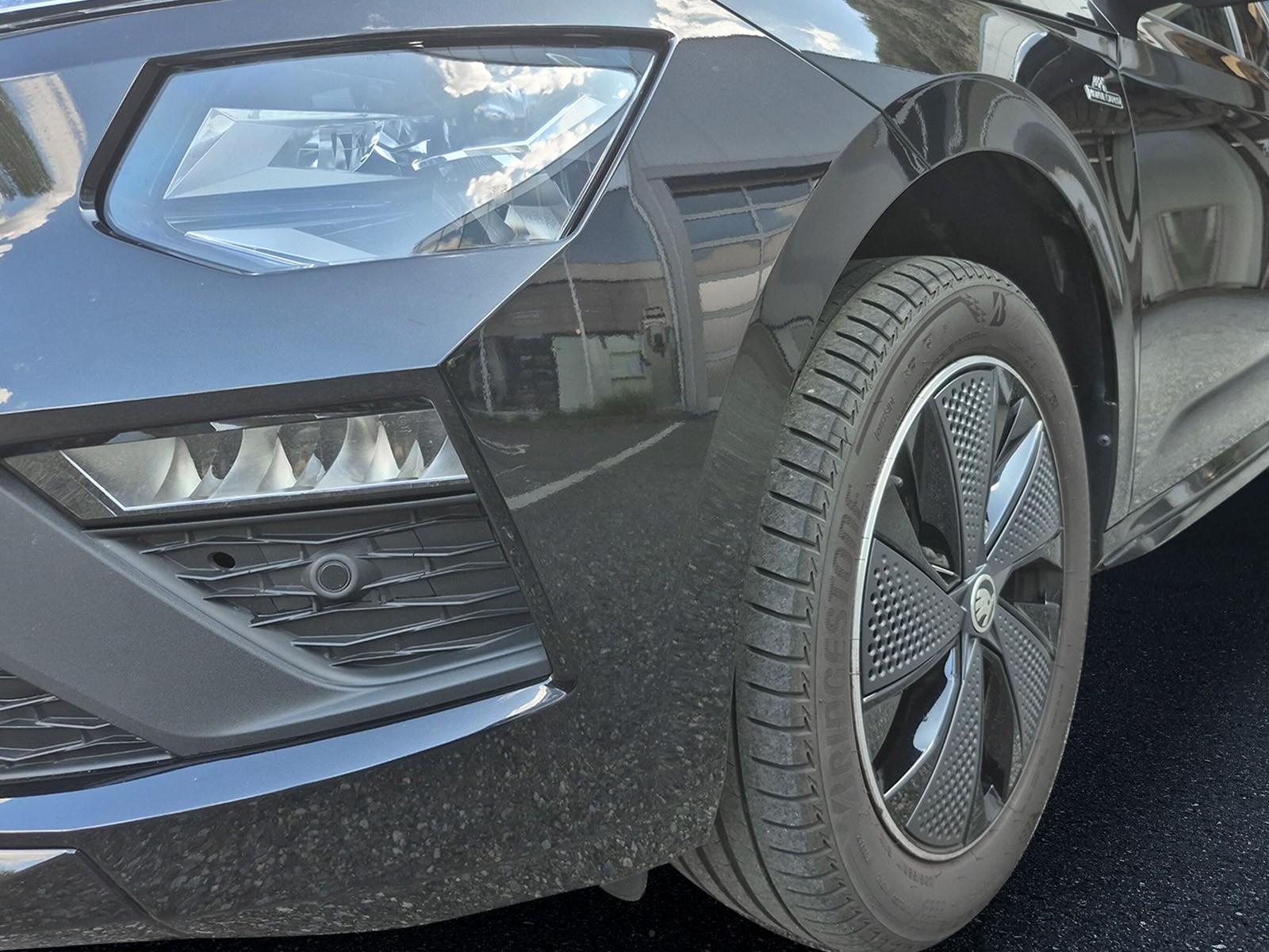 SKODA Kamiq 1.5 TSI Monte Carlo DSG-image-8