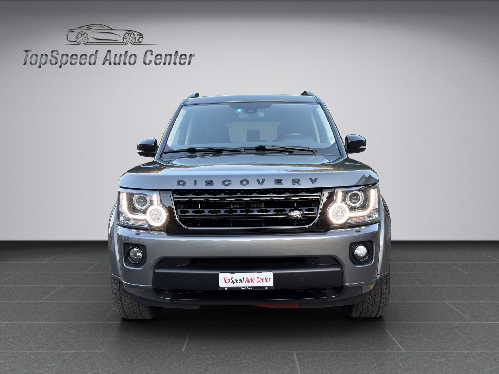 LAND ROVER Discovery 3.0 SDV6 HSE Luxury Automatic-image-1