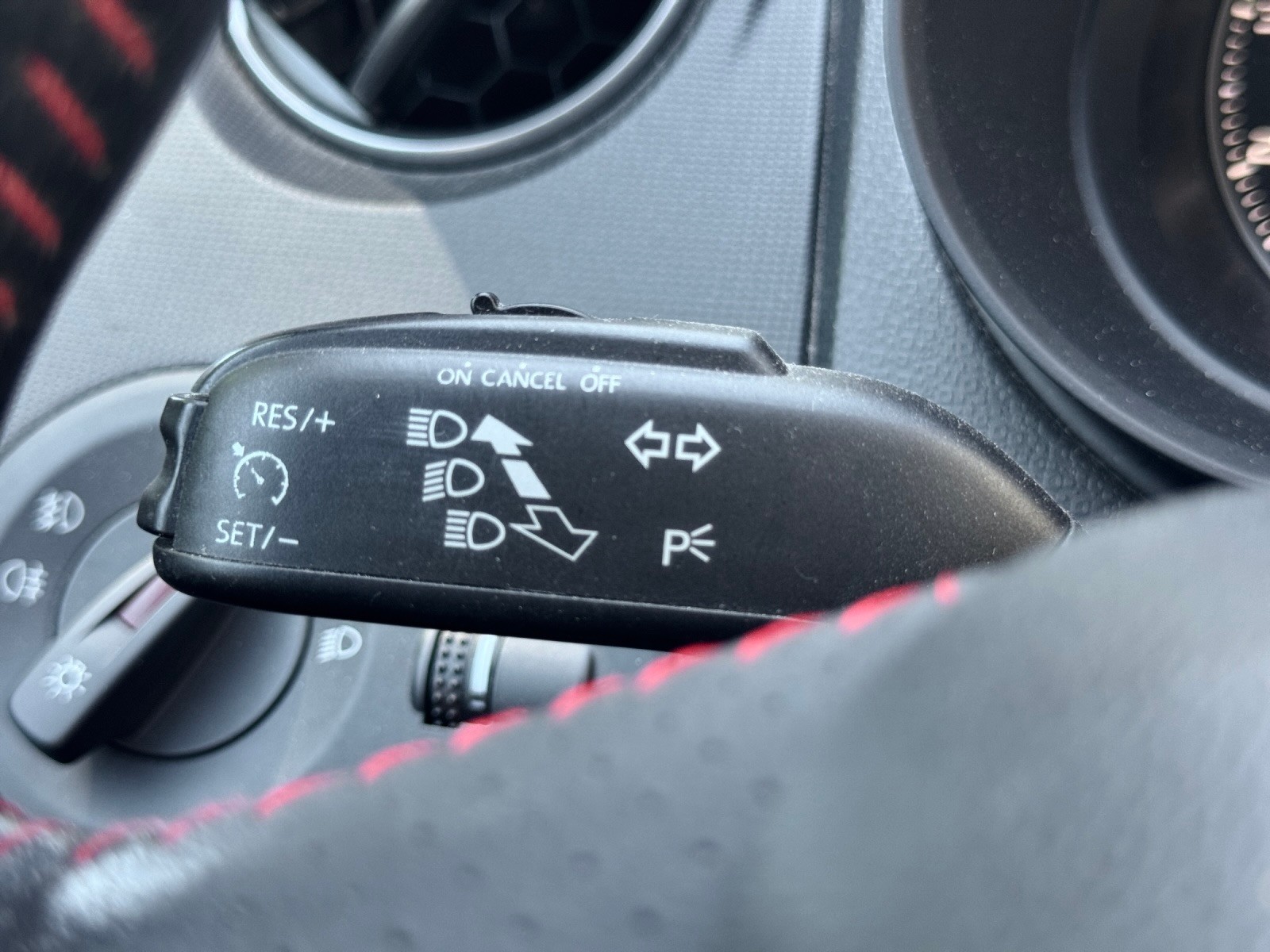 SEAT Ibiza 1.2 TSI FR Stopp-Start-image-18
