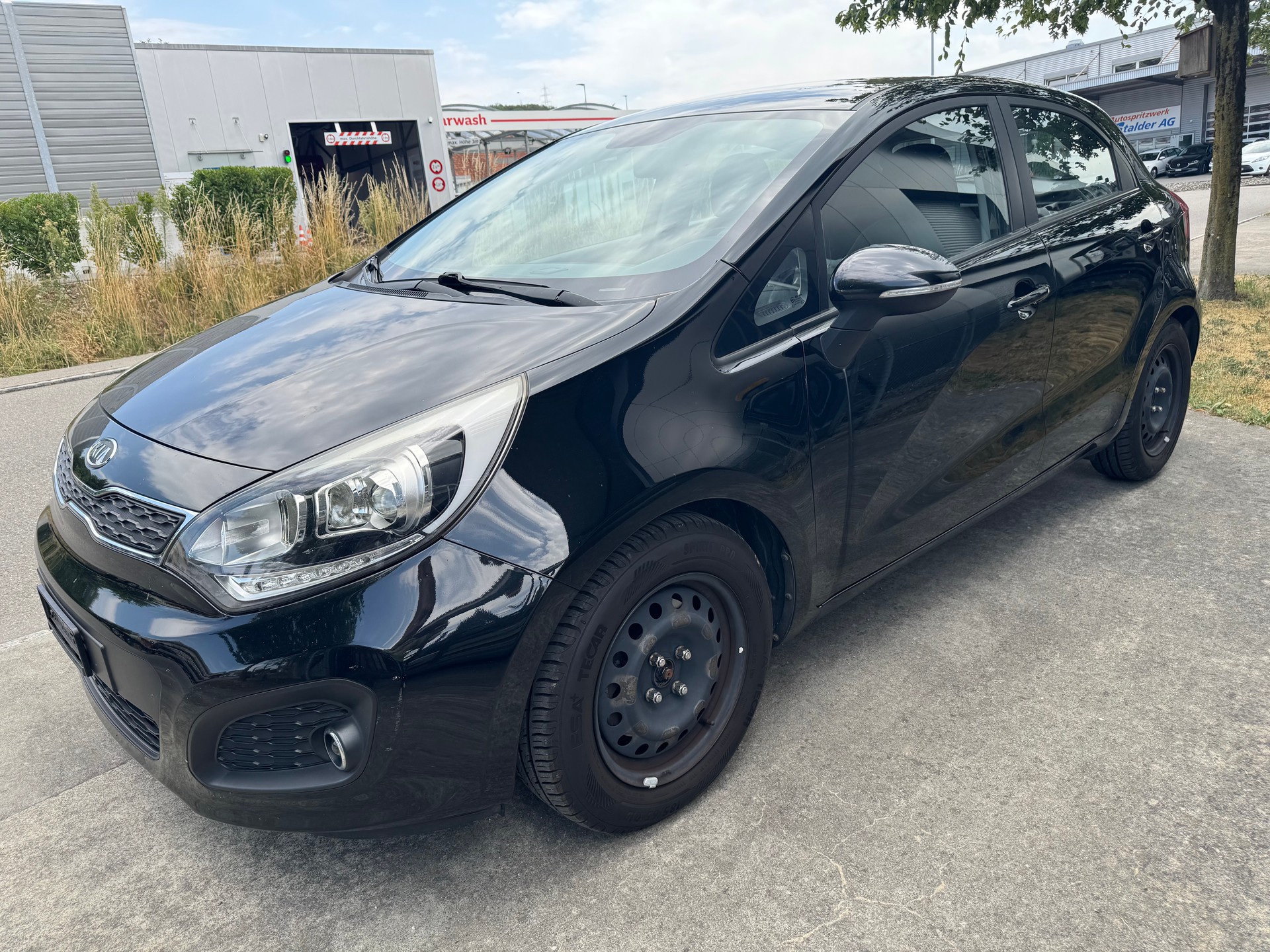KIA Rio 1.4 CVVT Style-image-1