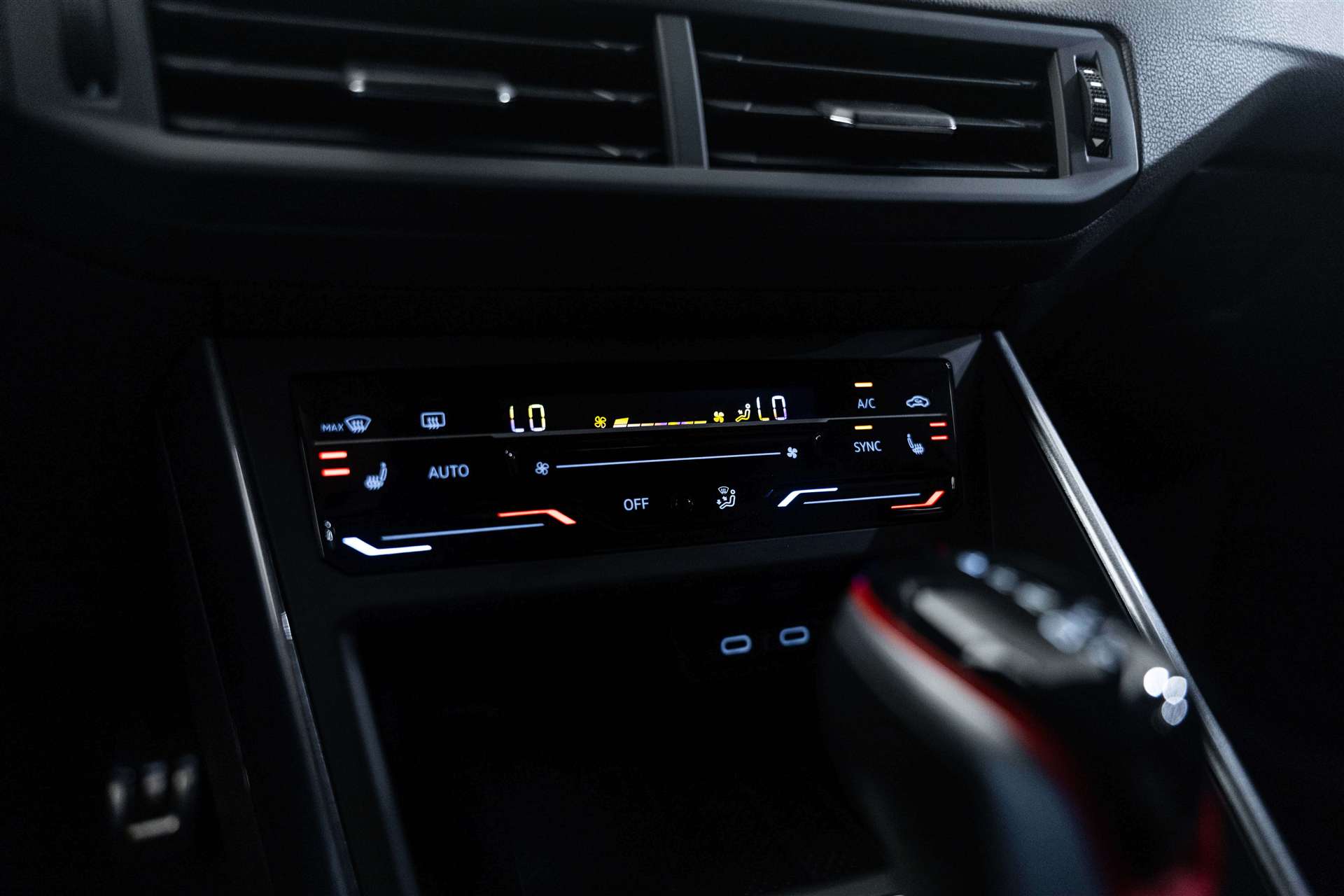 VW Polo 2.0 TSI GTI DSG 207PS-image-23