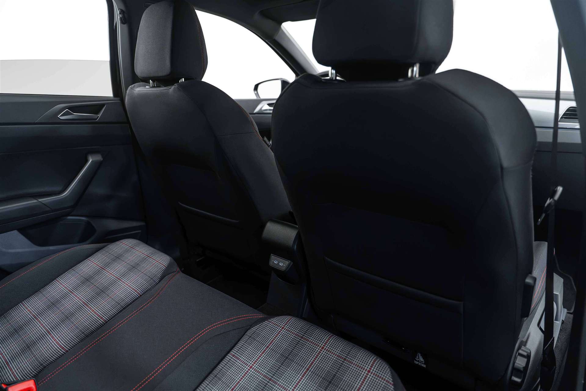 VW Polo 2.0 TSI GTI DSG 207PS-image-12