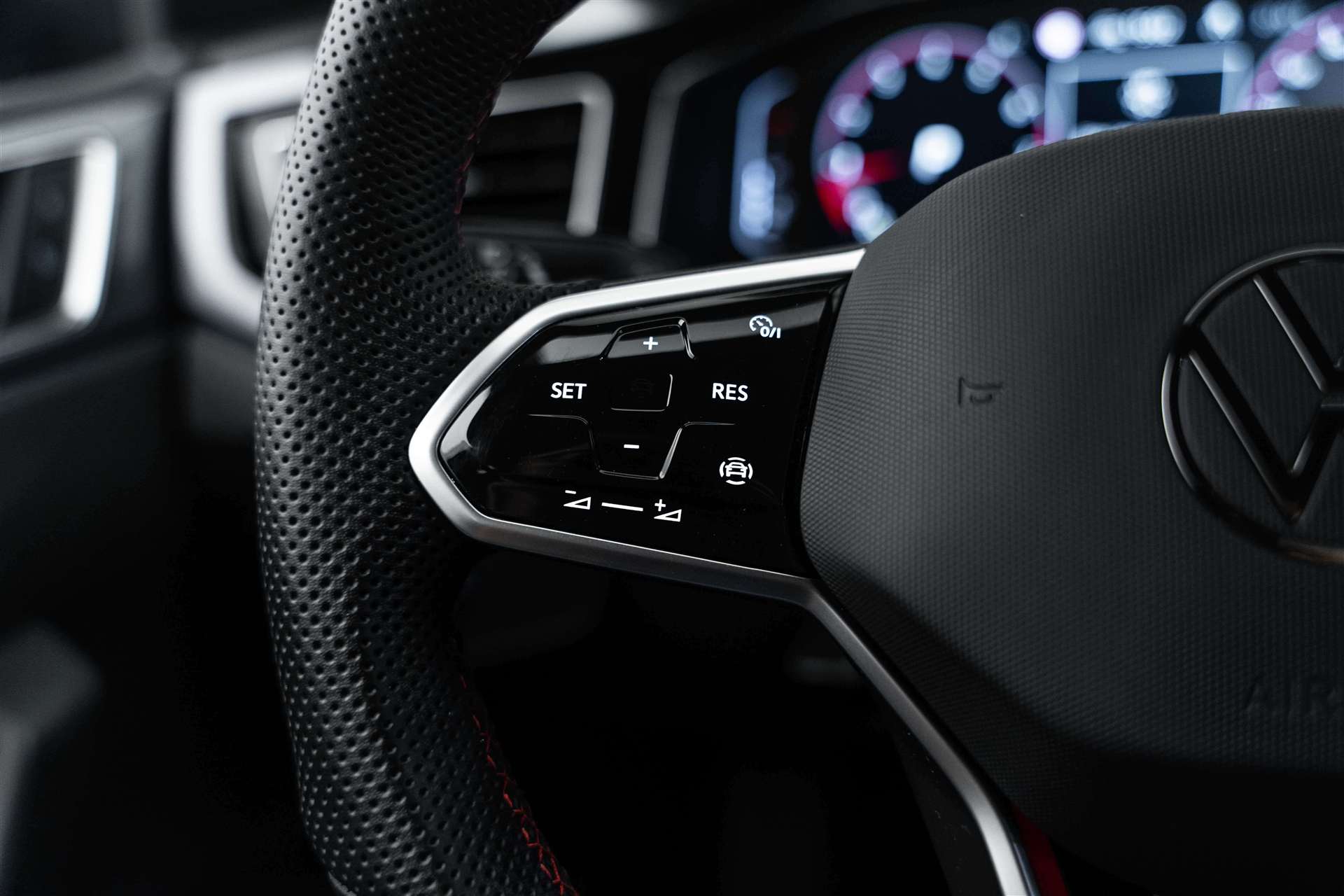 VW Polo 2.0 TSI GTI DSG 207PS-image-14