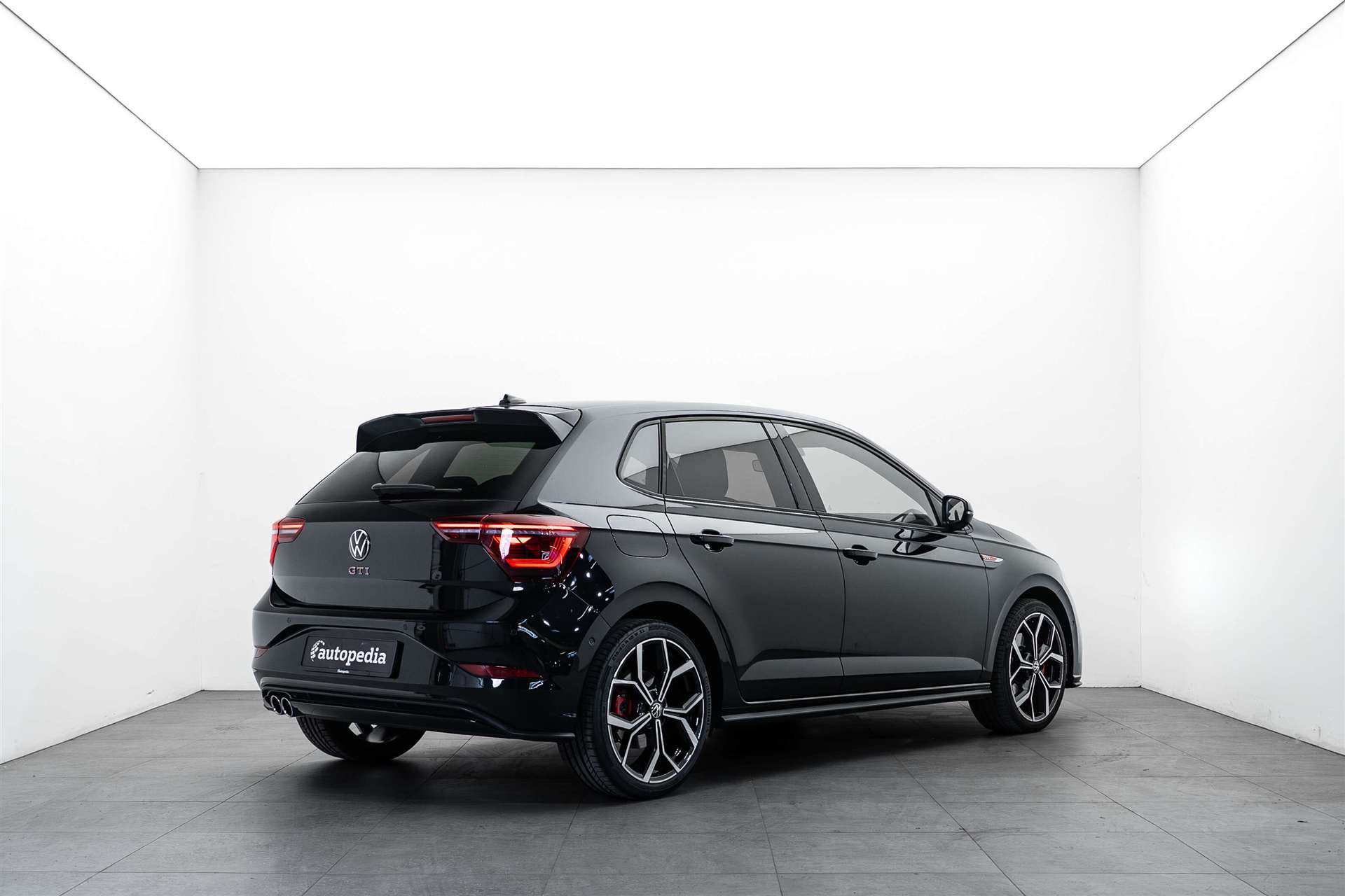 VW Polo 2.0 TSI GTI DSG 207PS-image-2