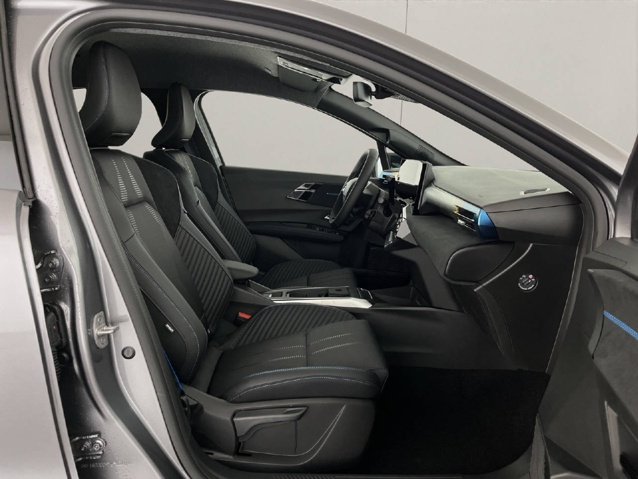 RENAULT Clio 1.8 E-Tech esprit Alpine-image-15
