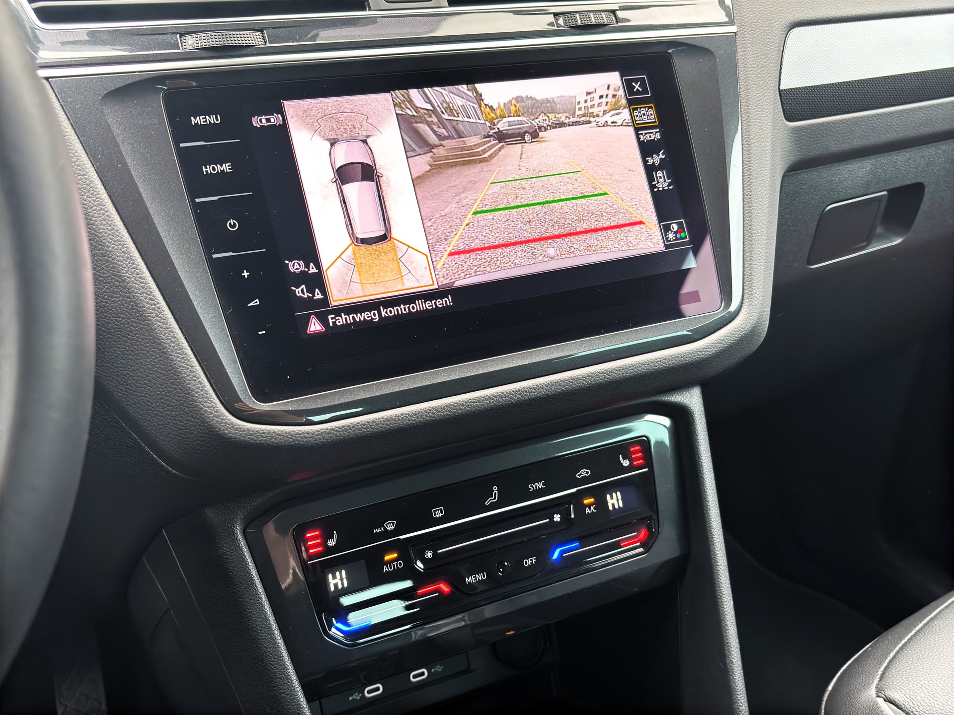 VW Tiguan 2.0 TDI SCR Elegance❗VOLLLEDER ❗4Motion DSG ✅CH-Fahrzeug & Frisch ab Service✅-image-12