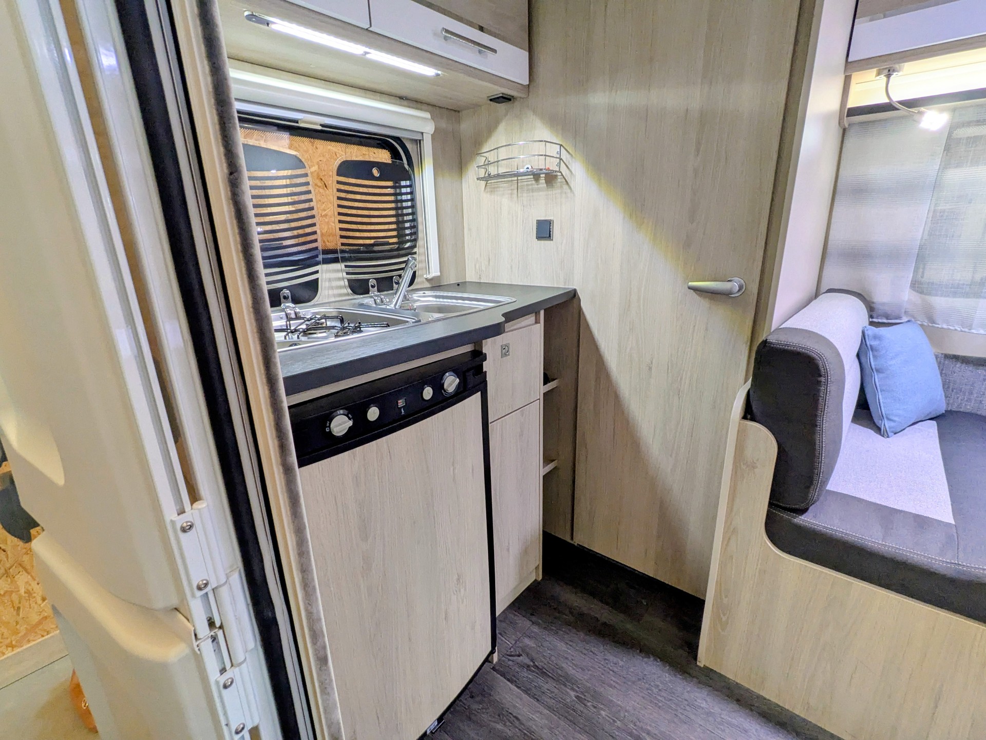CARAVELAIR Antares 400-image-6