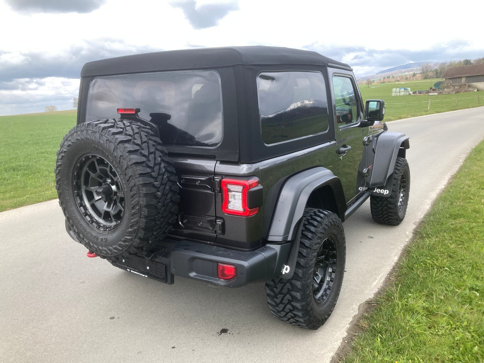 JEEP Wrangler 2.0 Rubicon Automatic-image-3