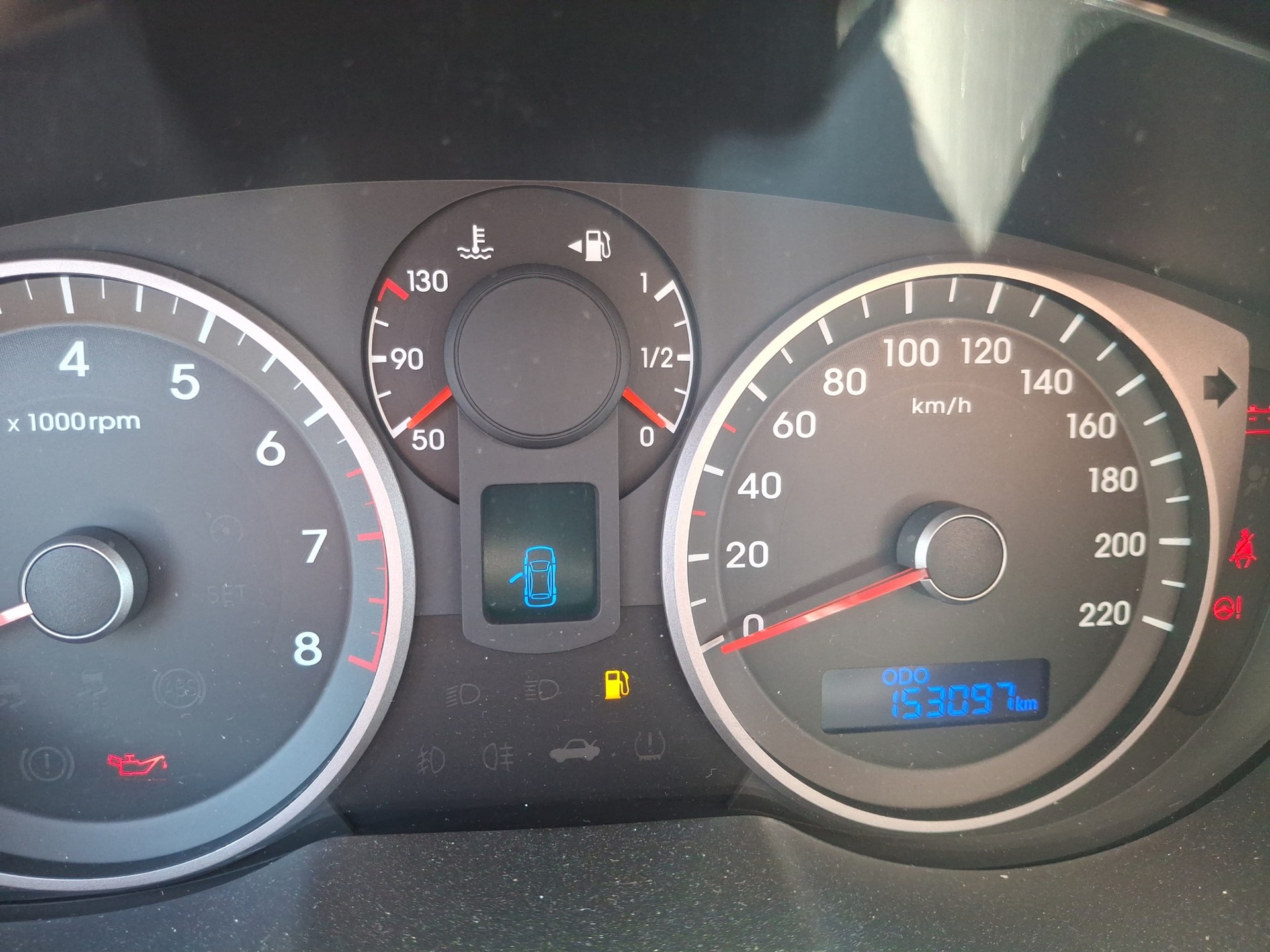 HYUNDAI i20 1.4 Amplia-image-9