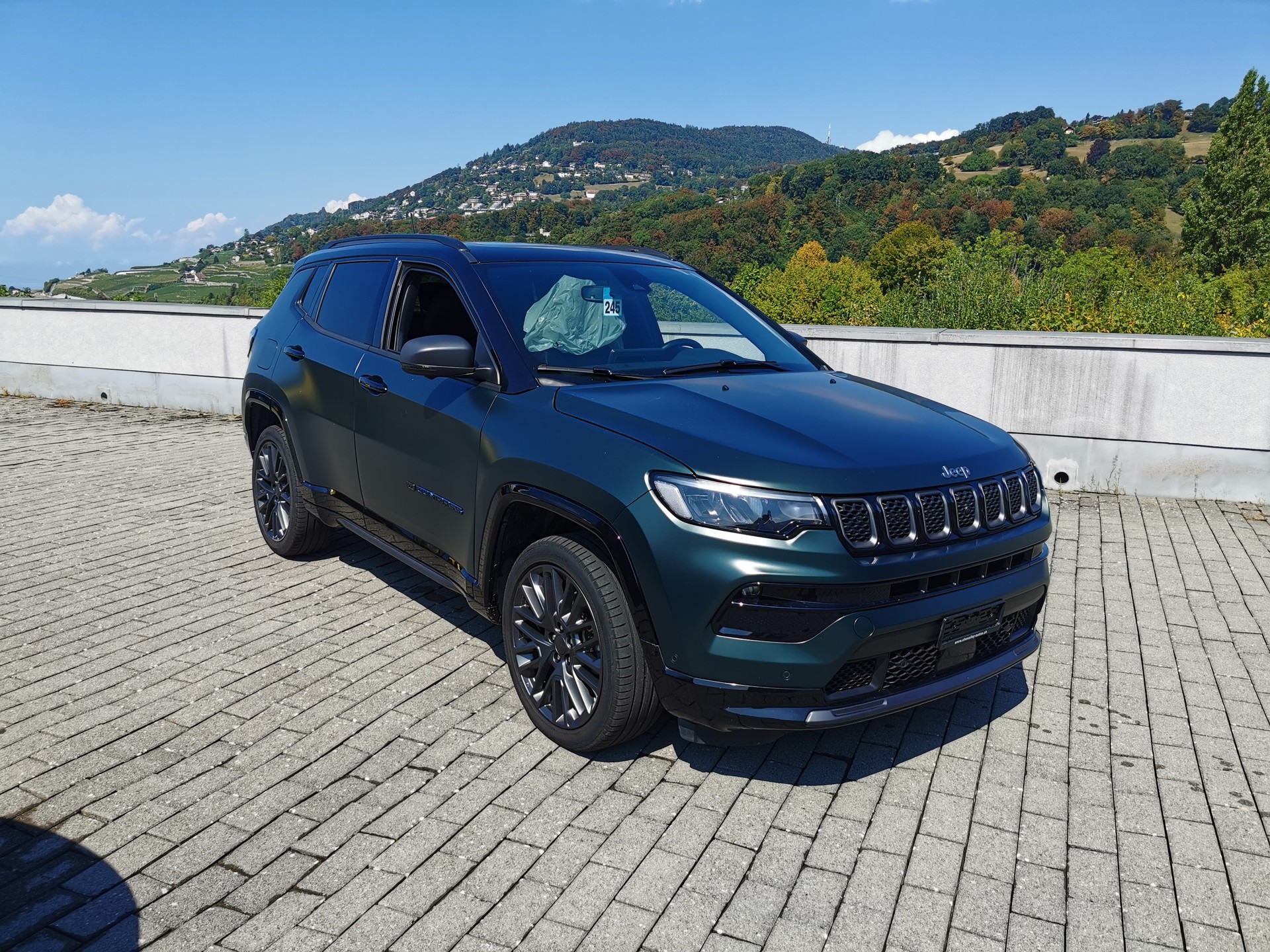 JEEP Compass 1.3 PHEV Lim. AWD-image-1