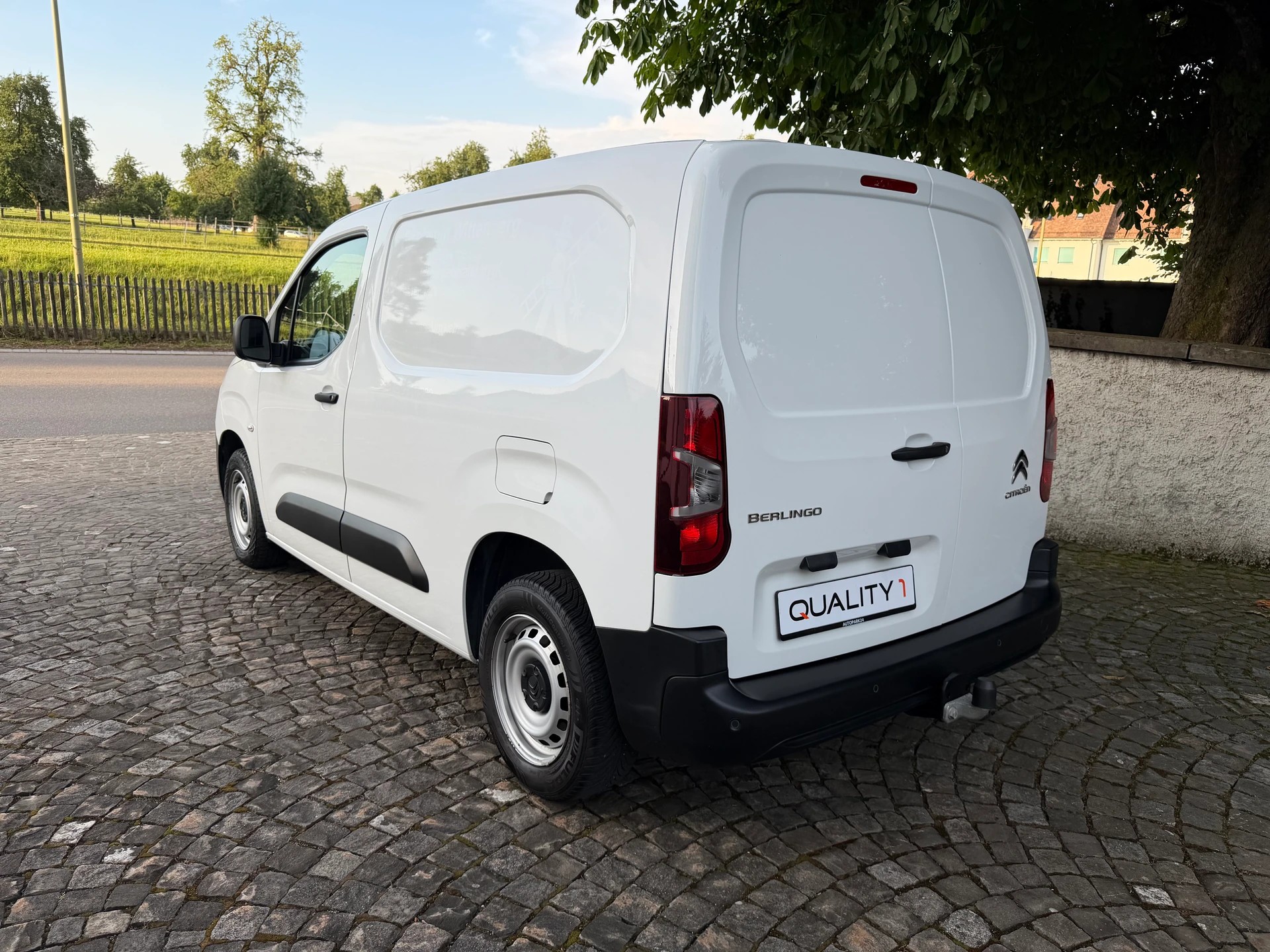 CITROEN Berlingo Van 1.5 Blue HDi / Ab MFK / Service gepflegt/ 36 Monate Garantie/ Anhängerkupplung 1350kg / Klima / Tempomat-image-7