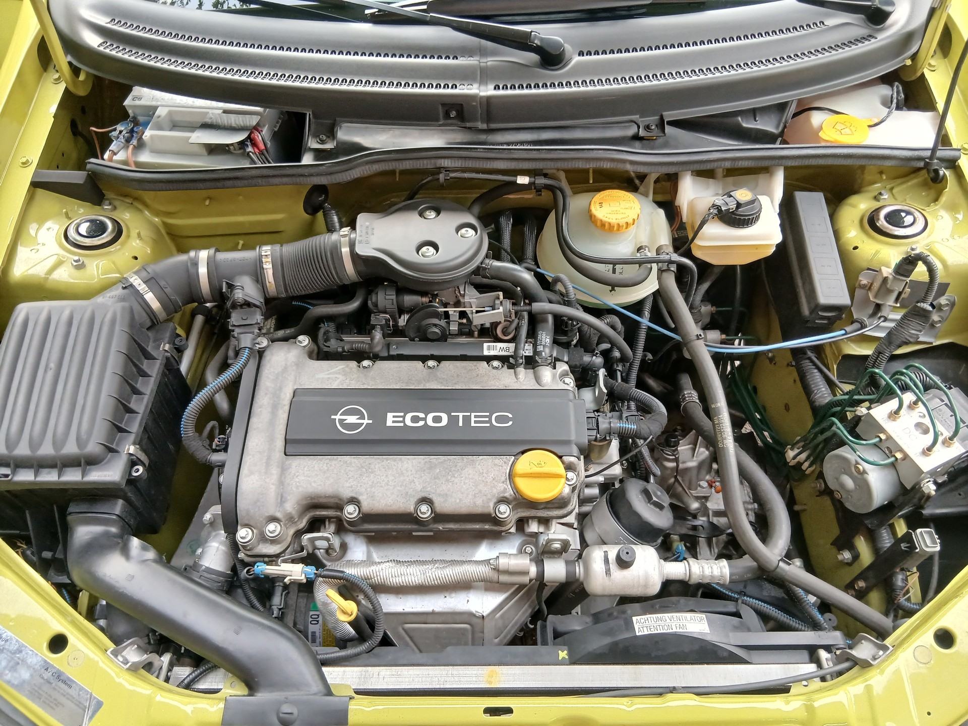 OPEL Corsa 1.2 16V Top-image-13