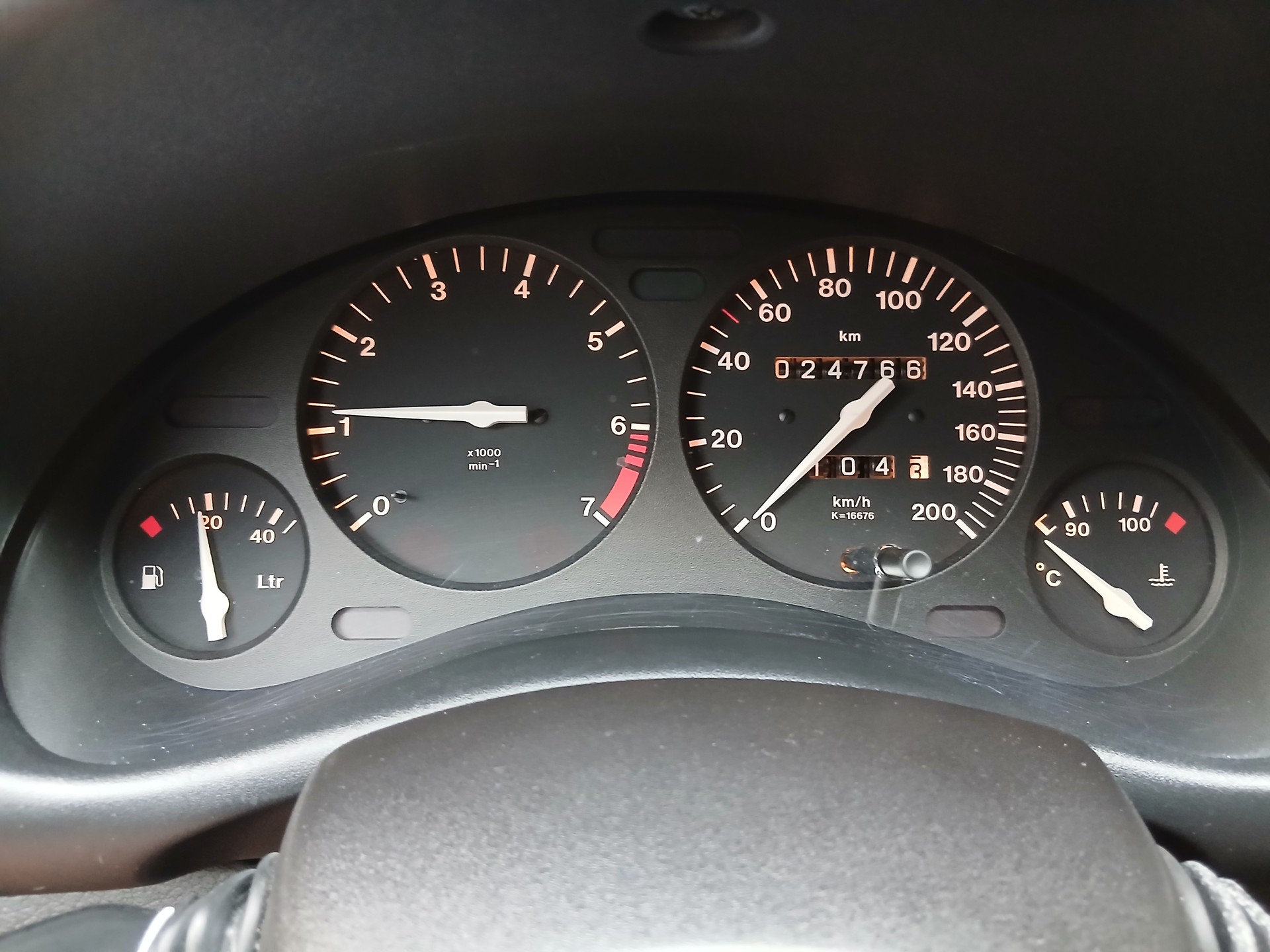 OPEL Corsa 1.2 16V Top-image-11