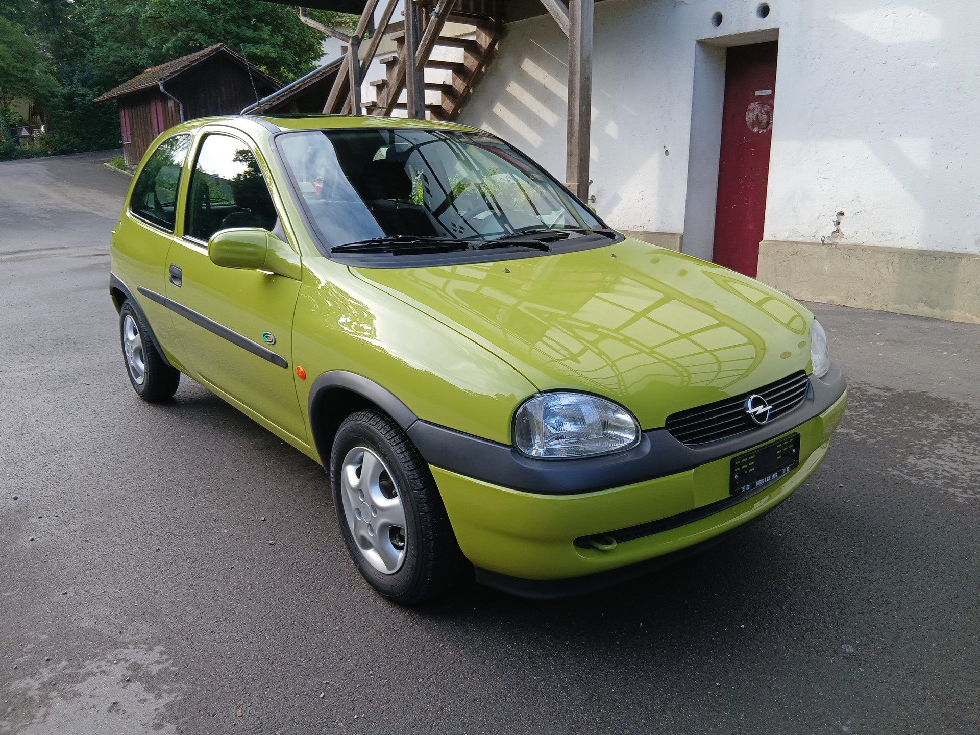 OPEL Corsa 1.2 16V Top-image-0
