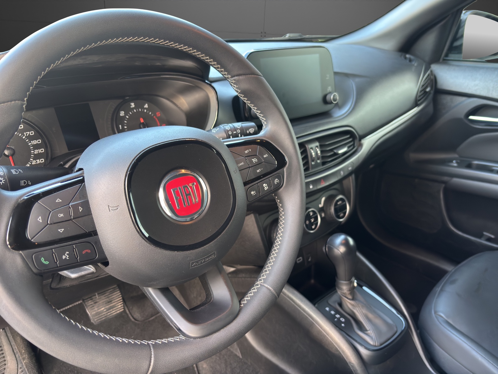 FIAT Tipo 1.6MJ Station Wagon S-Design DCT-image-3
