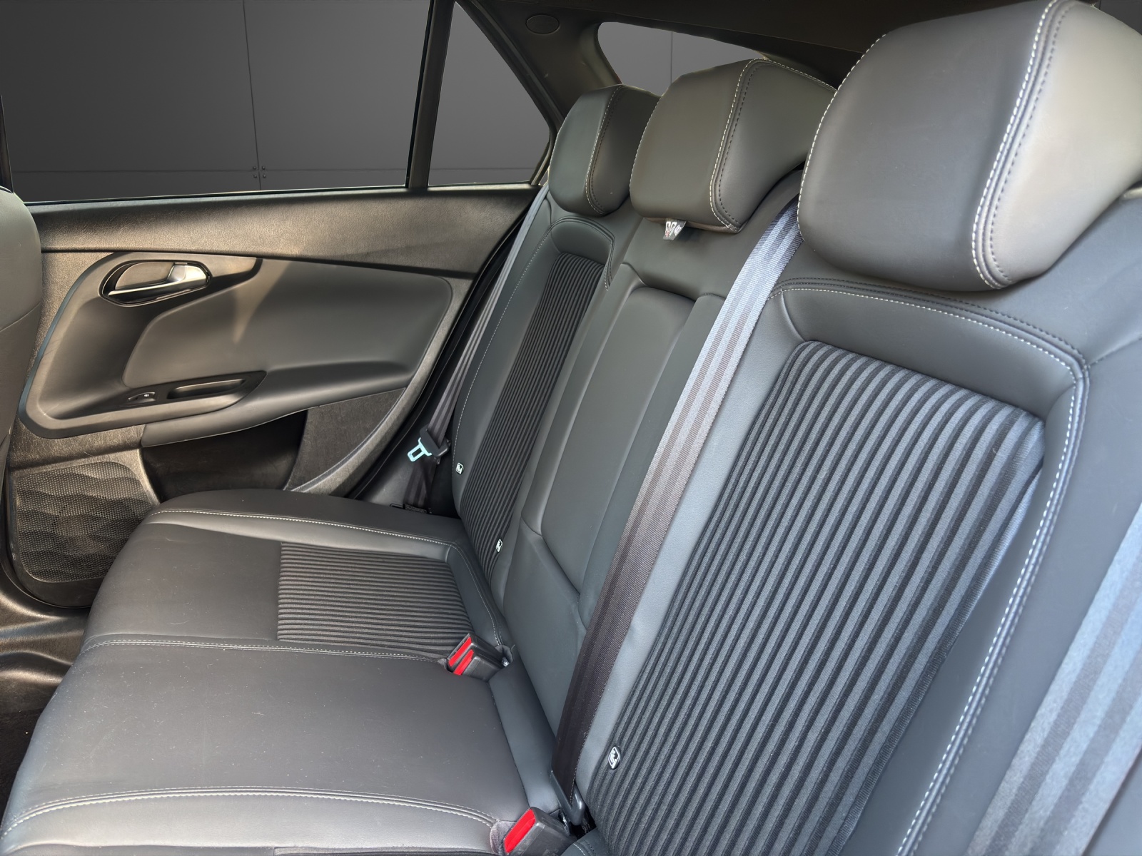 FIAT Tipo 1.6MJ Station Wagon S-Design DCT-image-11