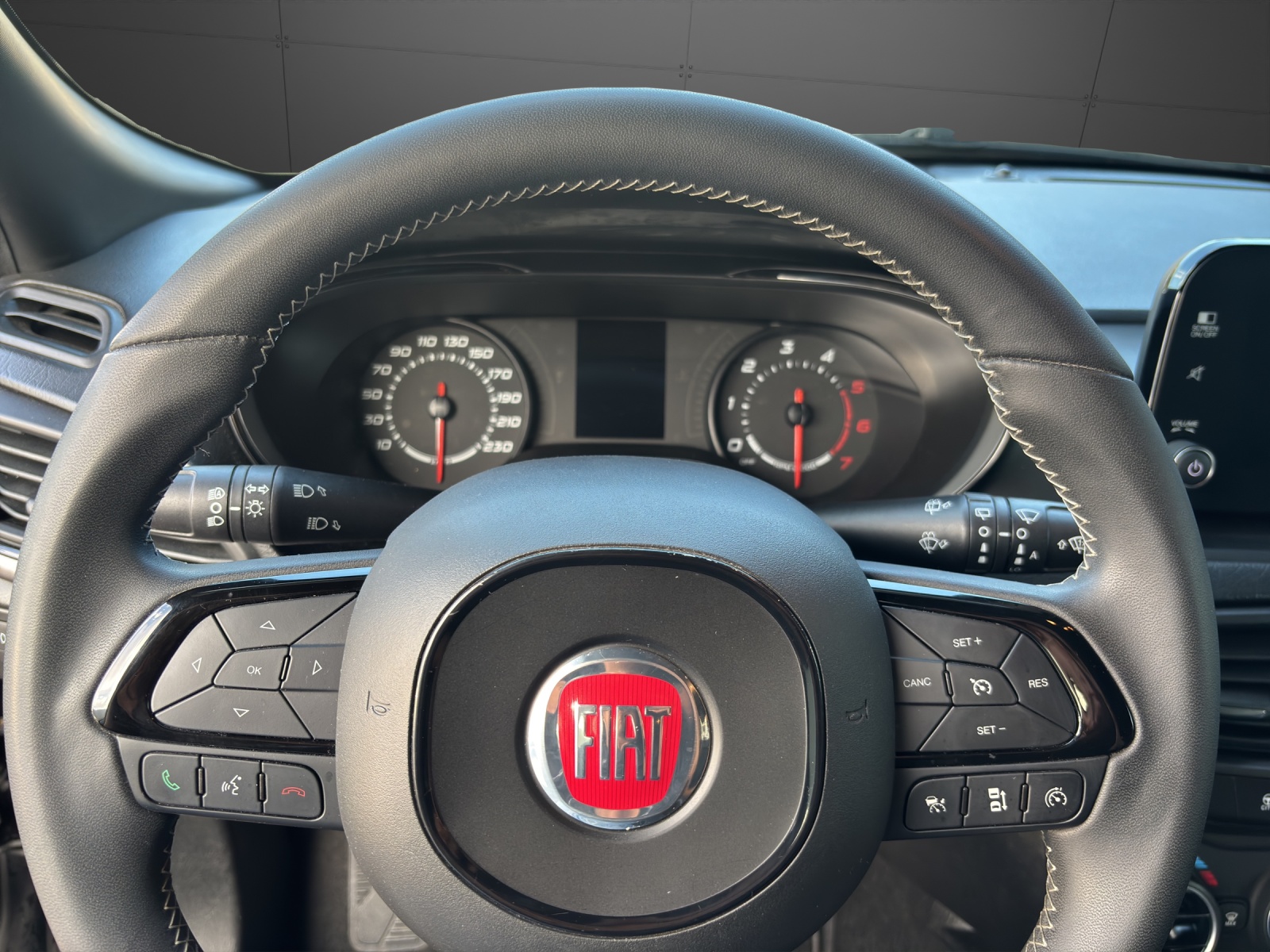FIAT Tipo 1.6MJ Station Wagon S-Design DCT-image-5