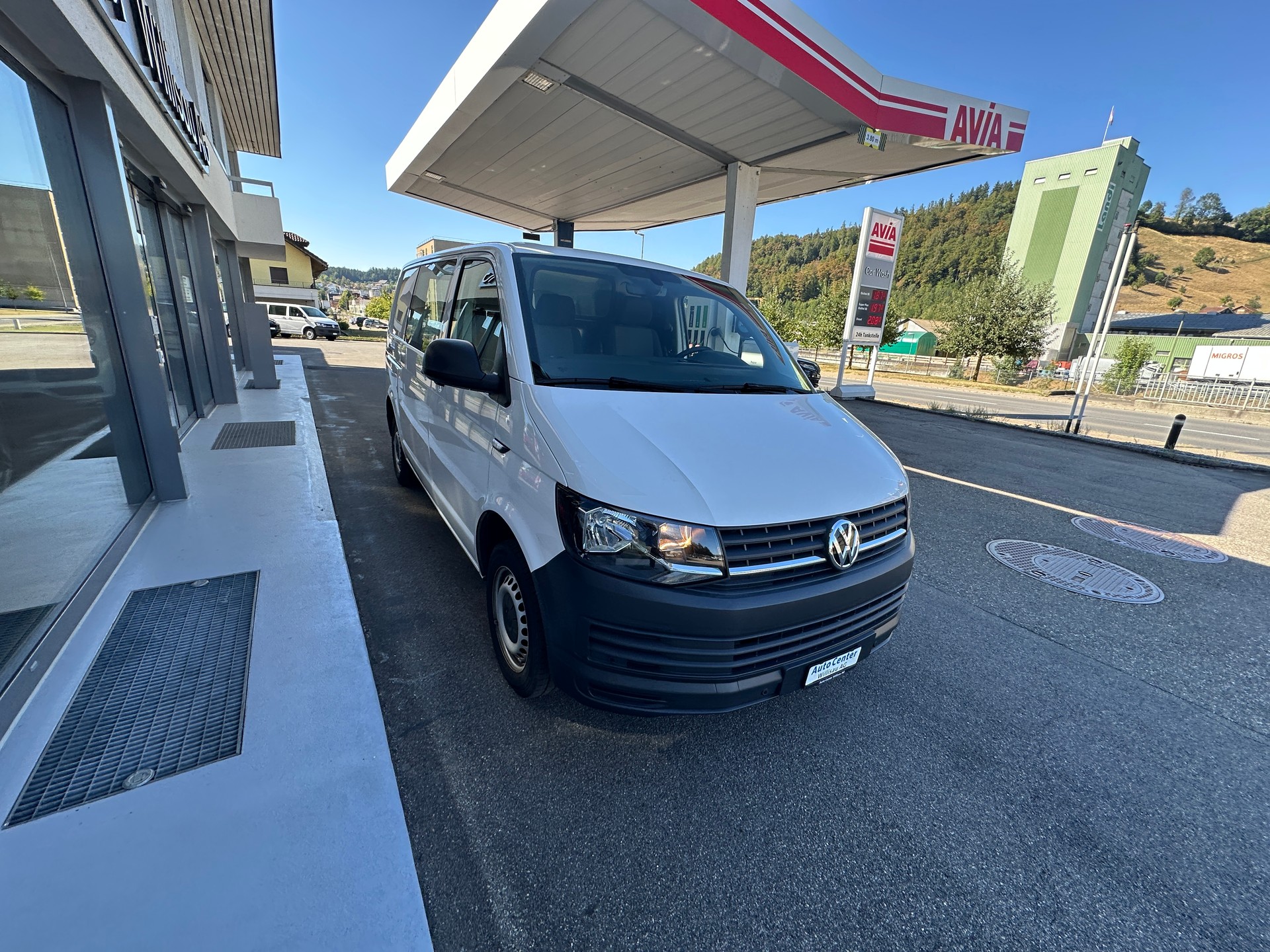 VW T6 2.0 Kasten 3000 TDI DSG 150 PS-image-2