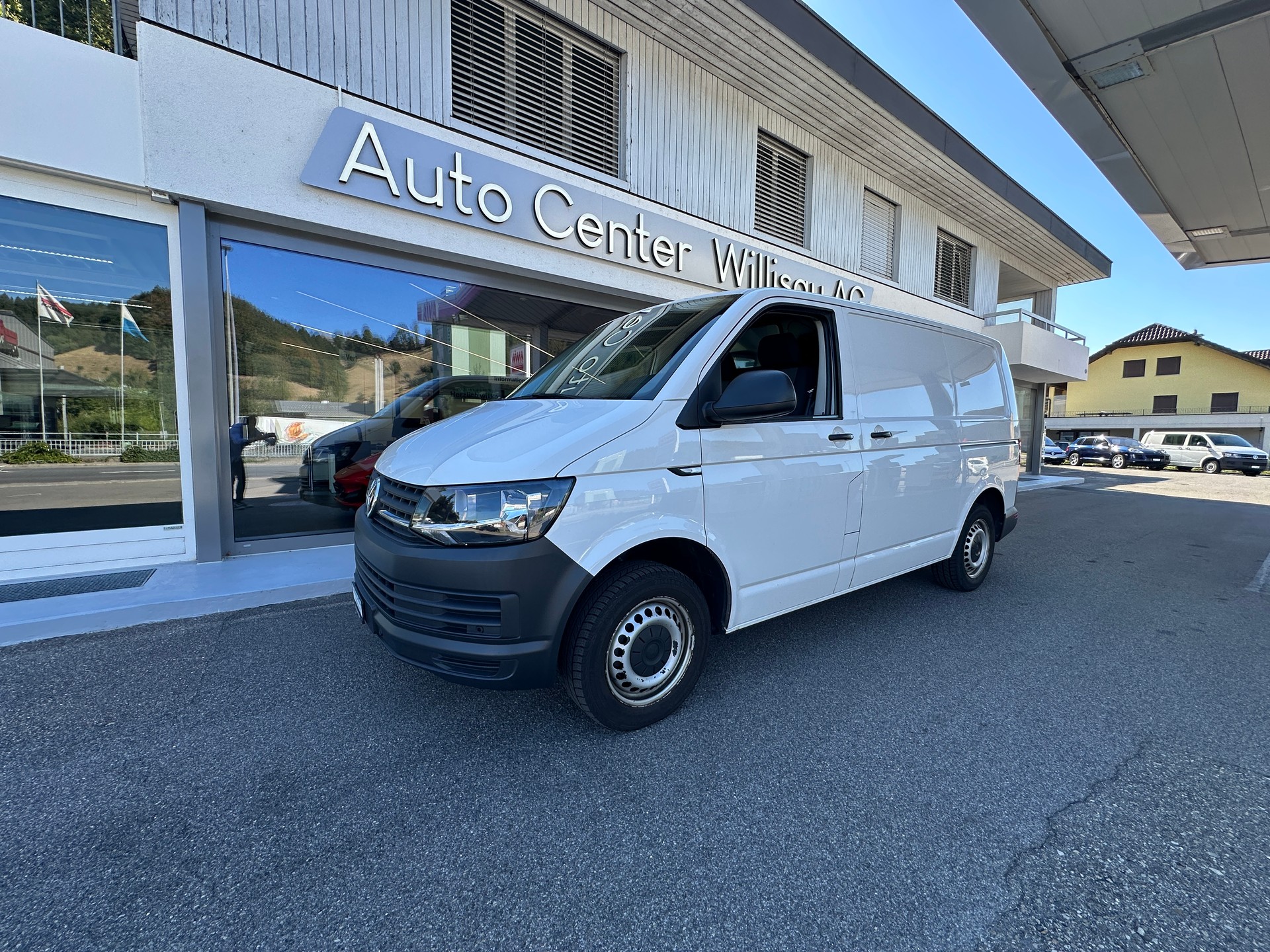 VW T6 2.0 Kasten 3000 TDI DSG 150 PS-image-0