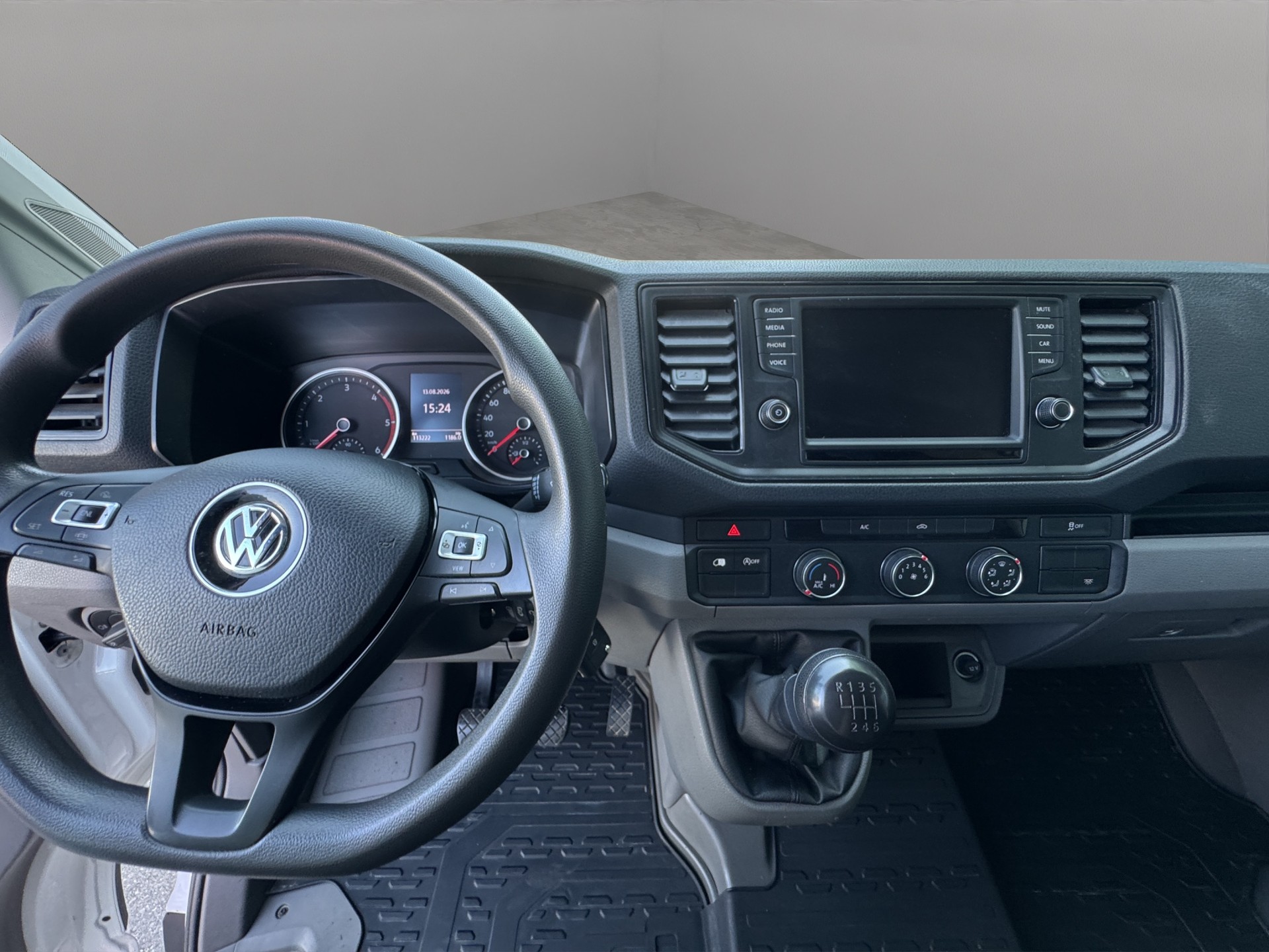 VW Crafter 35 2.0 TDI L3-image-10