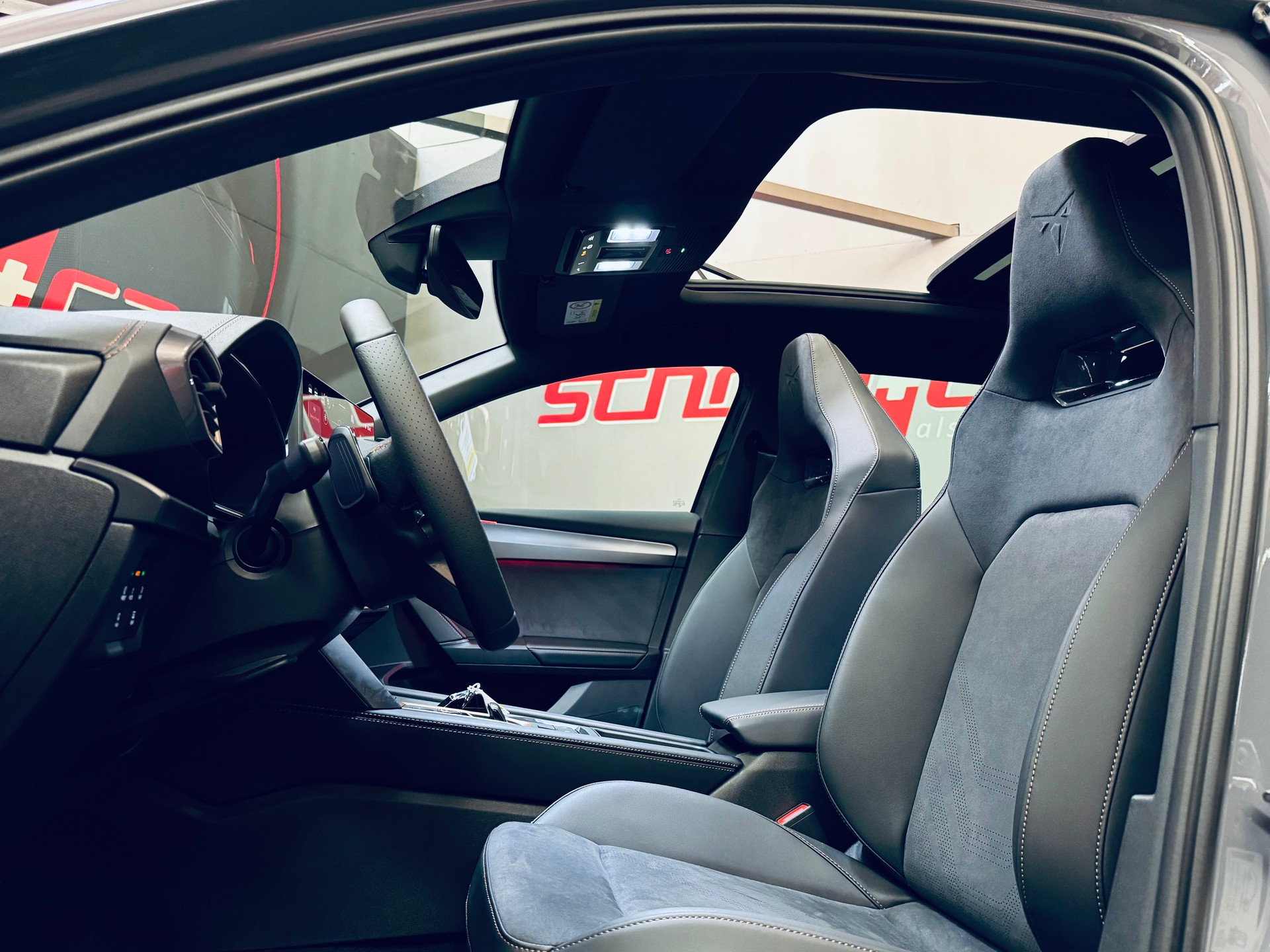 CUPRA LEON ST 2.0 TSI VZ DSG 4Drive-image-14