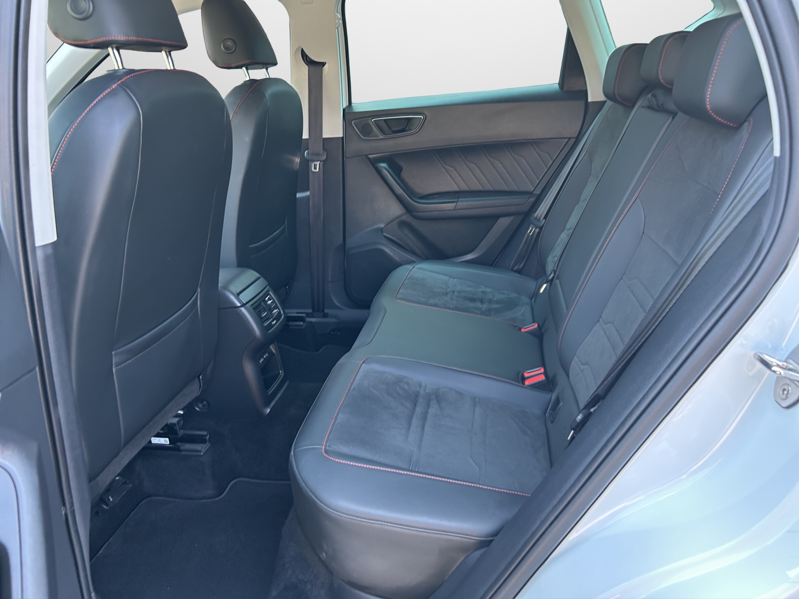 SEAT Ateca 1.5 TSI EVO Hola FR DSG-image-11