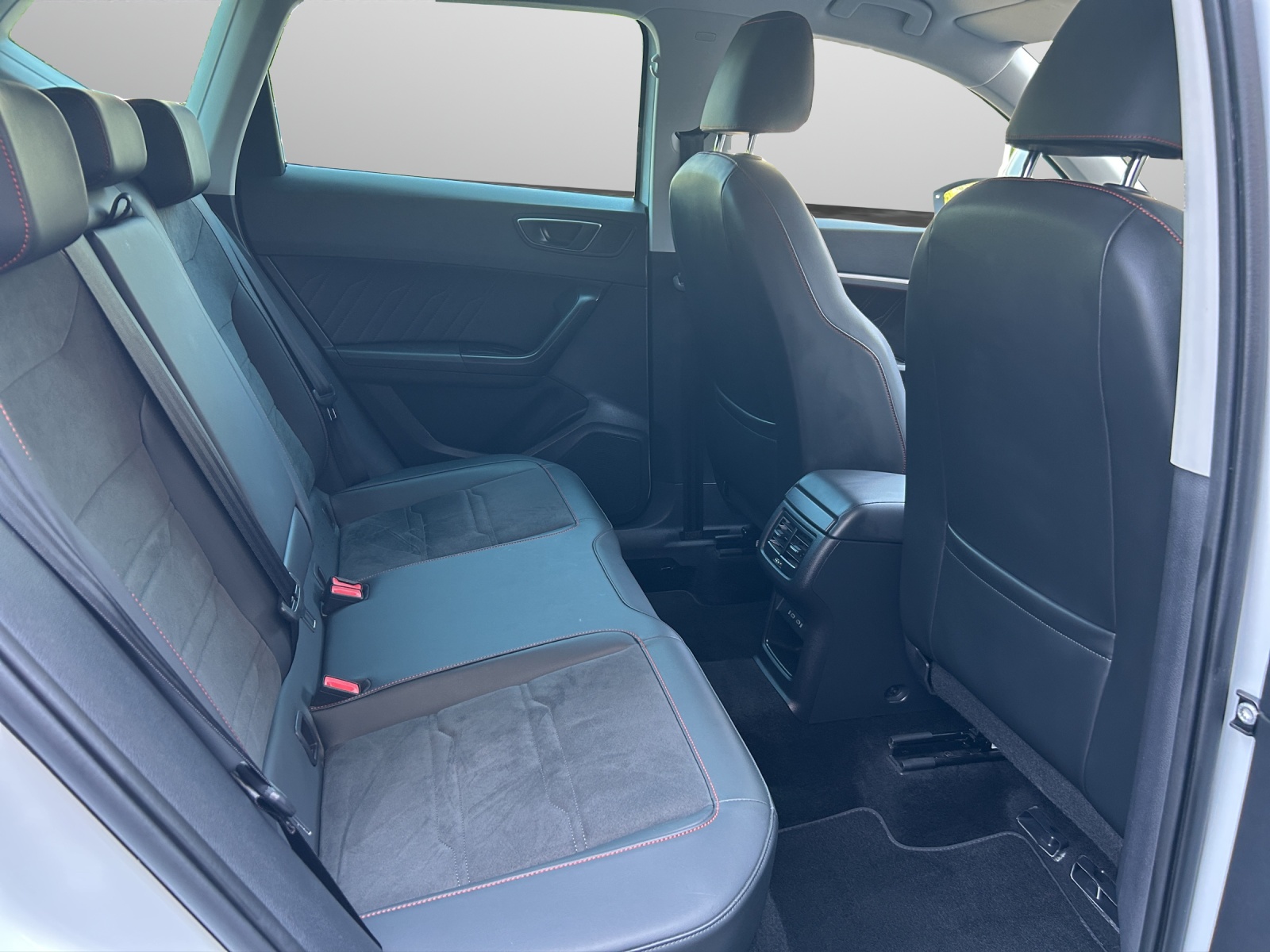 SEAT Ateca 1.5 TSI EVO Hola FR DSG-image-10