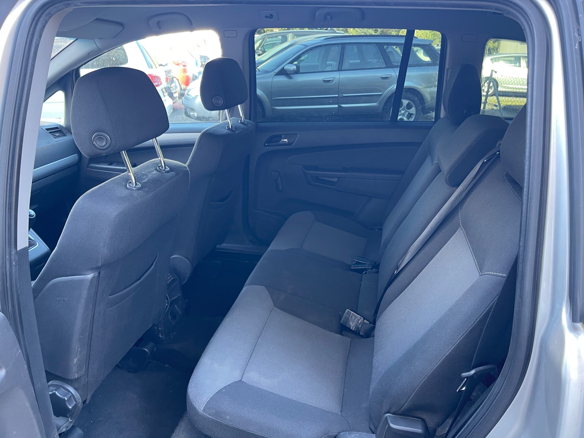OPEL Zafira 1.9 CDTI Enjoy-image-8