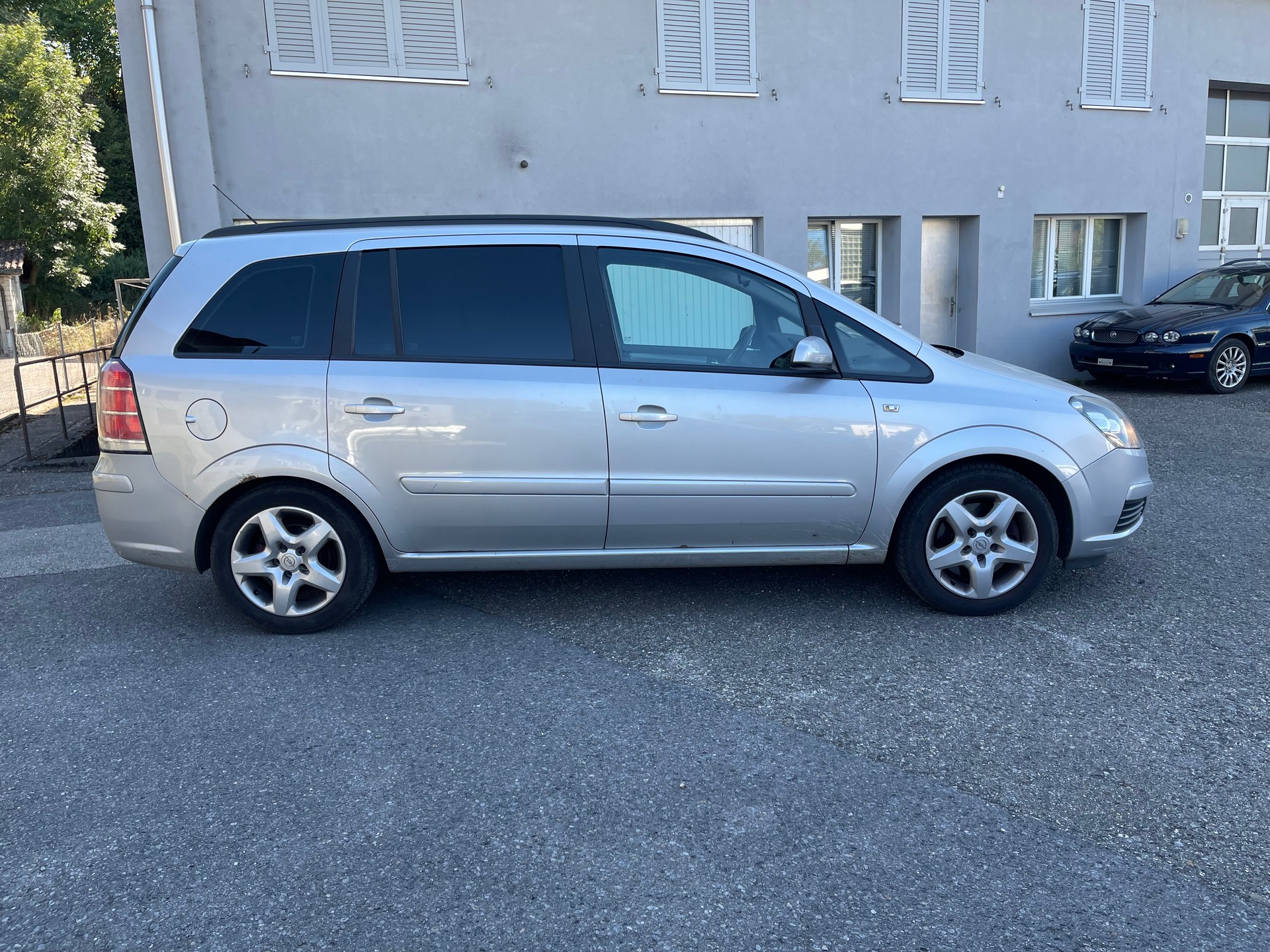 OPEL Zafira 1.9 CDTI Enjoy-image-5