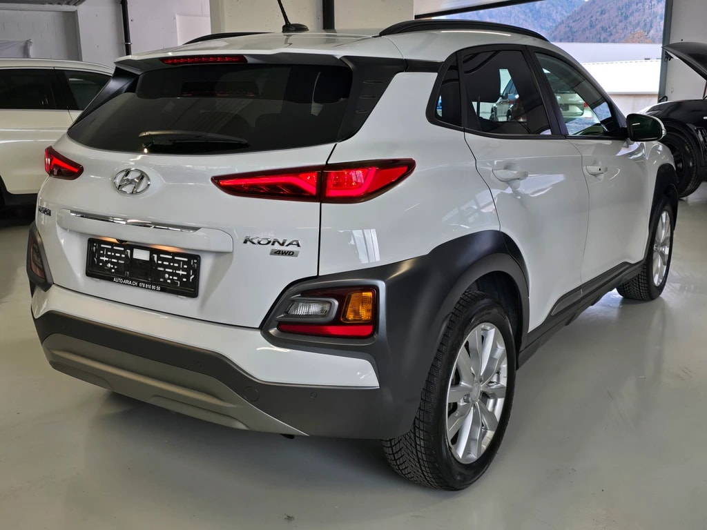 HYUNDAI Kona 1.6 T-GDi Launch Plus 4WD DCT-image-2