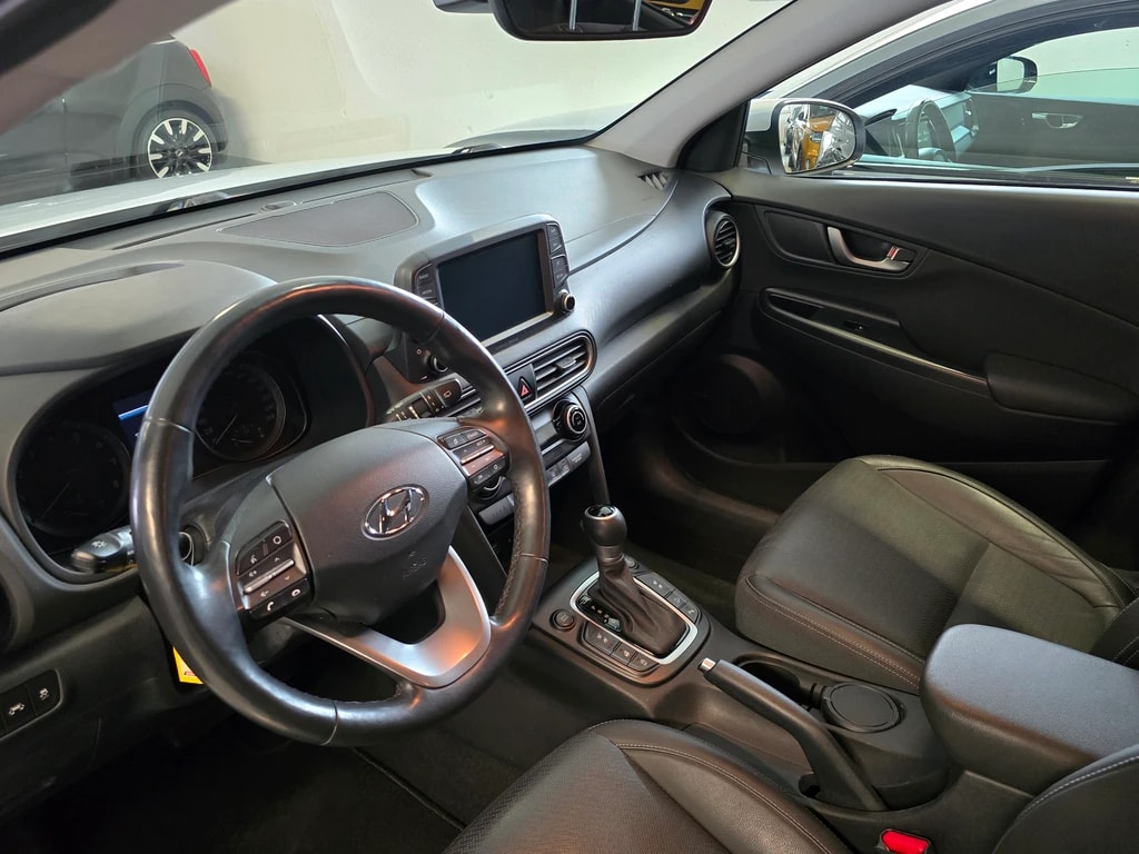 HYUNDAI Kona 1.6 T-GDi Launch Plus 4WD DCT-image-6