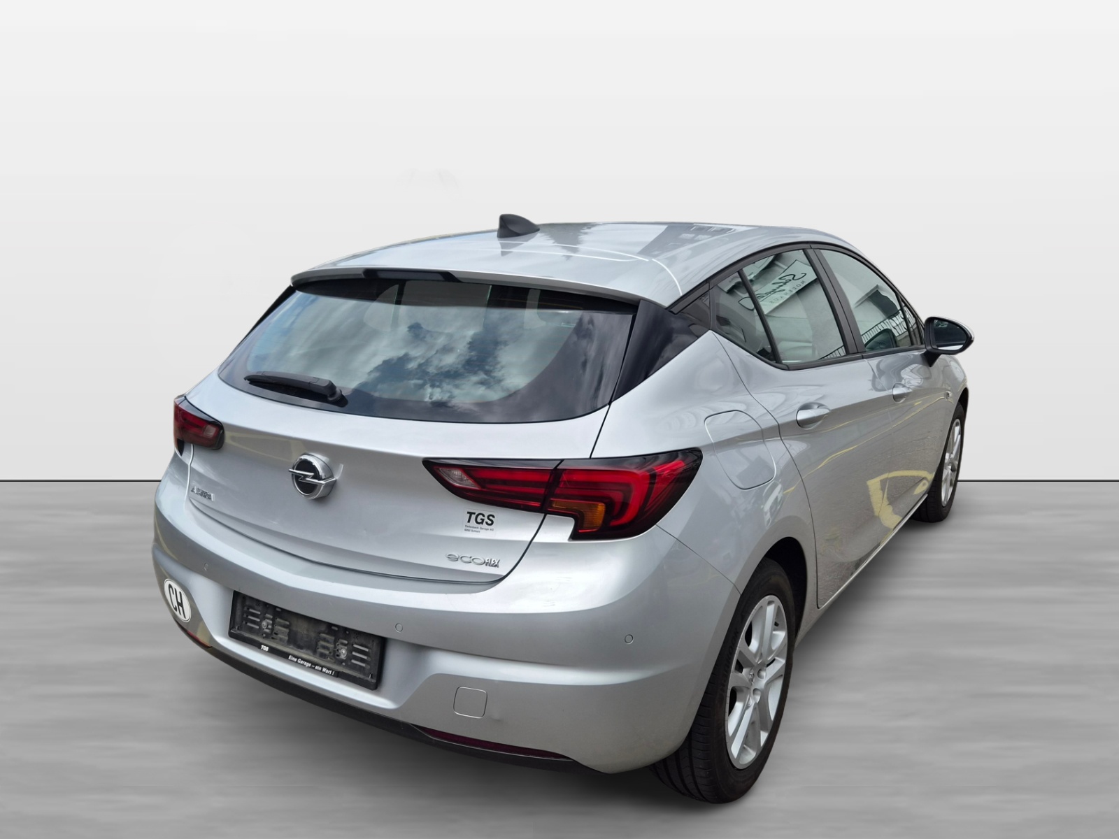 OPEL Astra 1.0i Turbo Enjoy-image-2