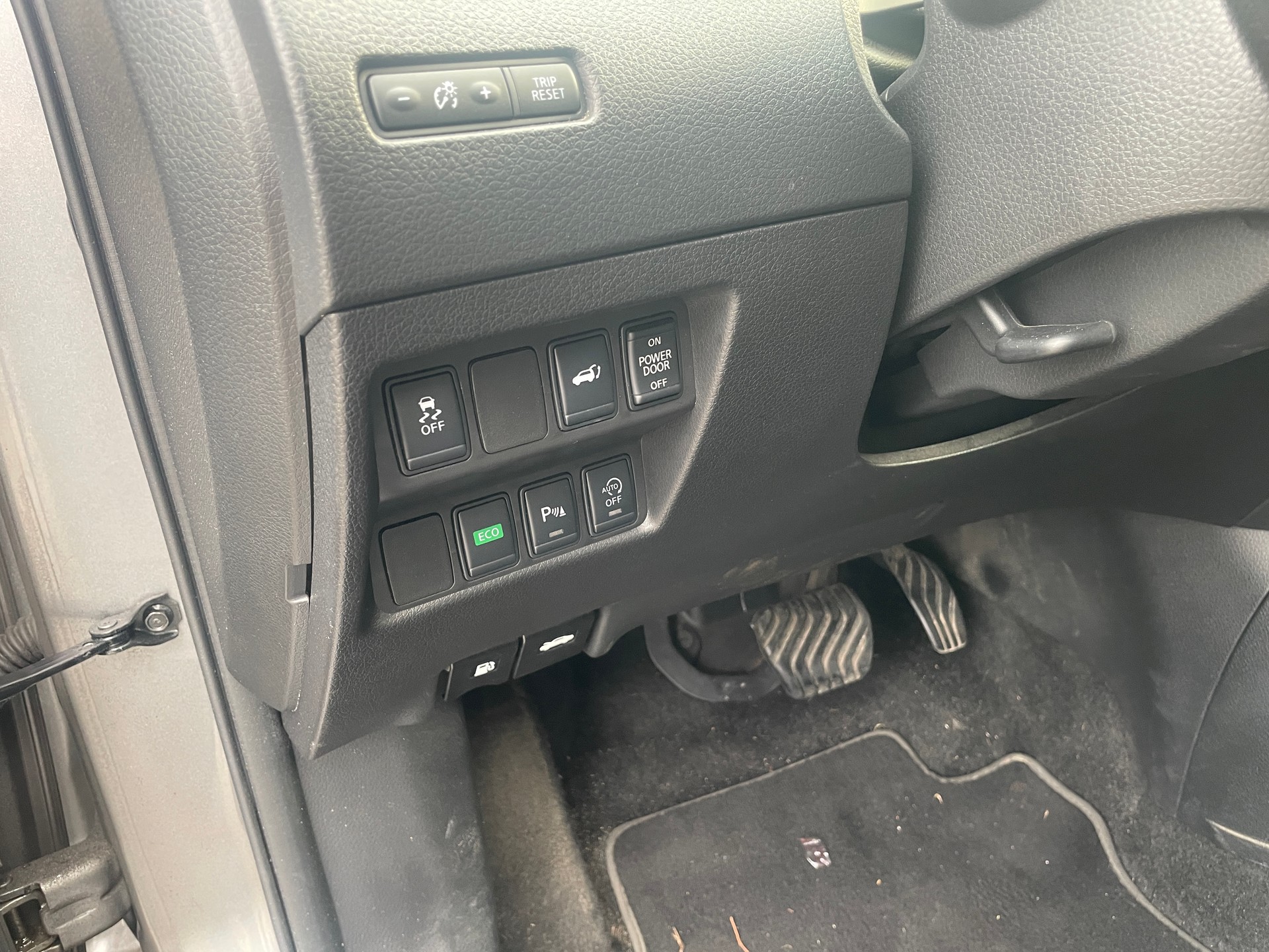 NISSAN X-Trail 2.0 dCi Swiss Ed. Xtronic CVT ALL-MODE 4x4-image-12