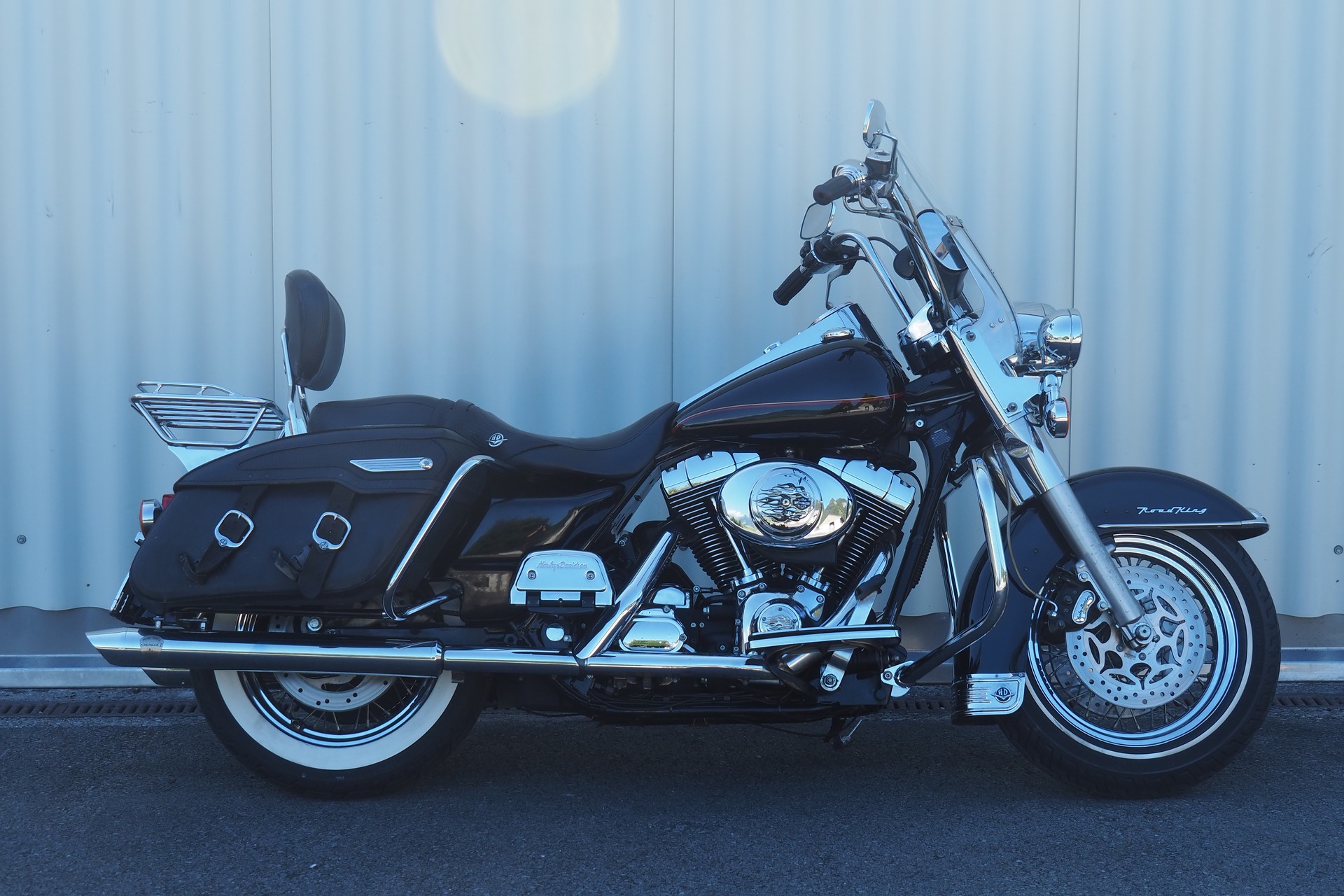 HARLEY-DAVIDSON FLHRCI Road King Classic